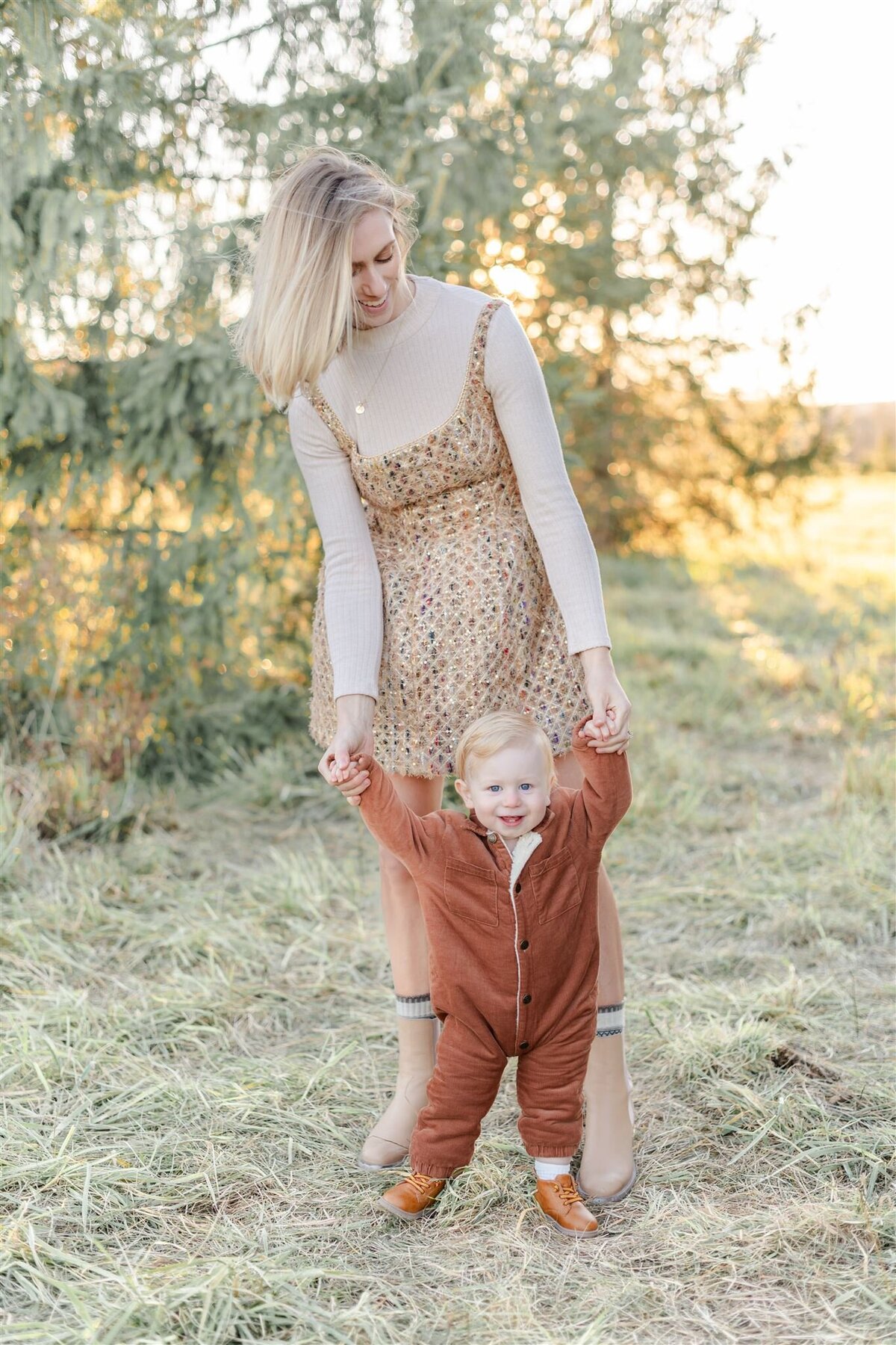 Heidi Fam Photography - Christmas Tree Farm Photography