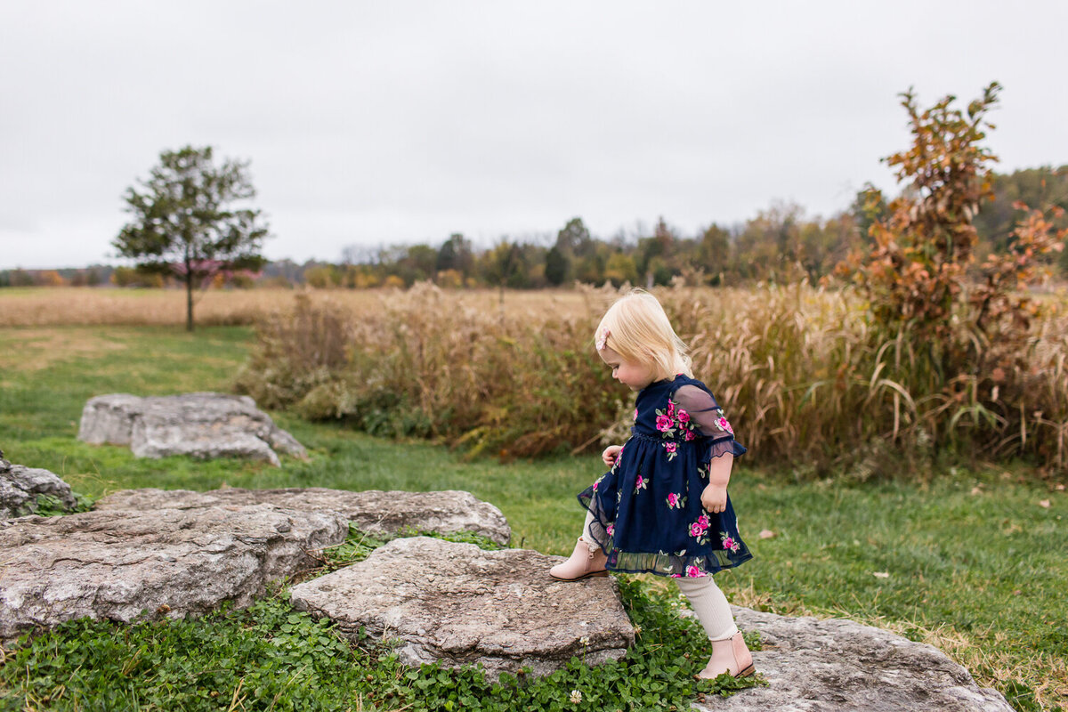 Outdoor-Children's-Photography-Session-Frankfort-KY-Photographer-19