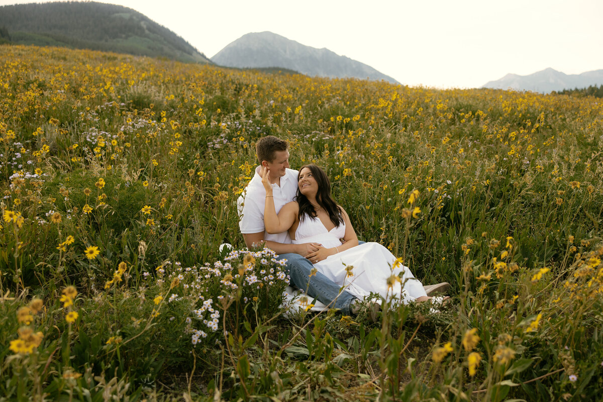 Abigail Anne Photography Storytelling Wedding Photographer in Colorado and Chicago — Engagement Photo 43