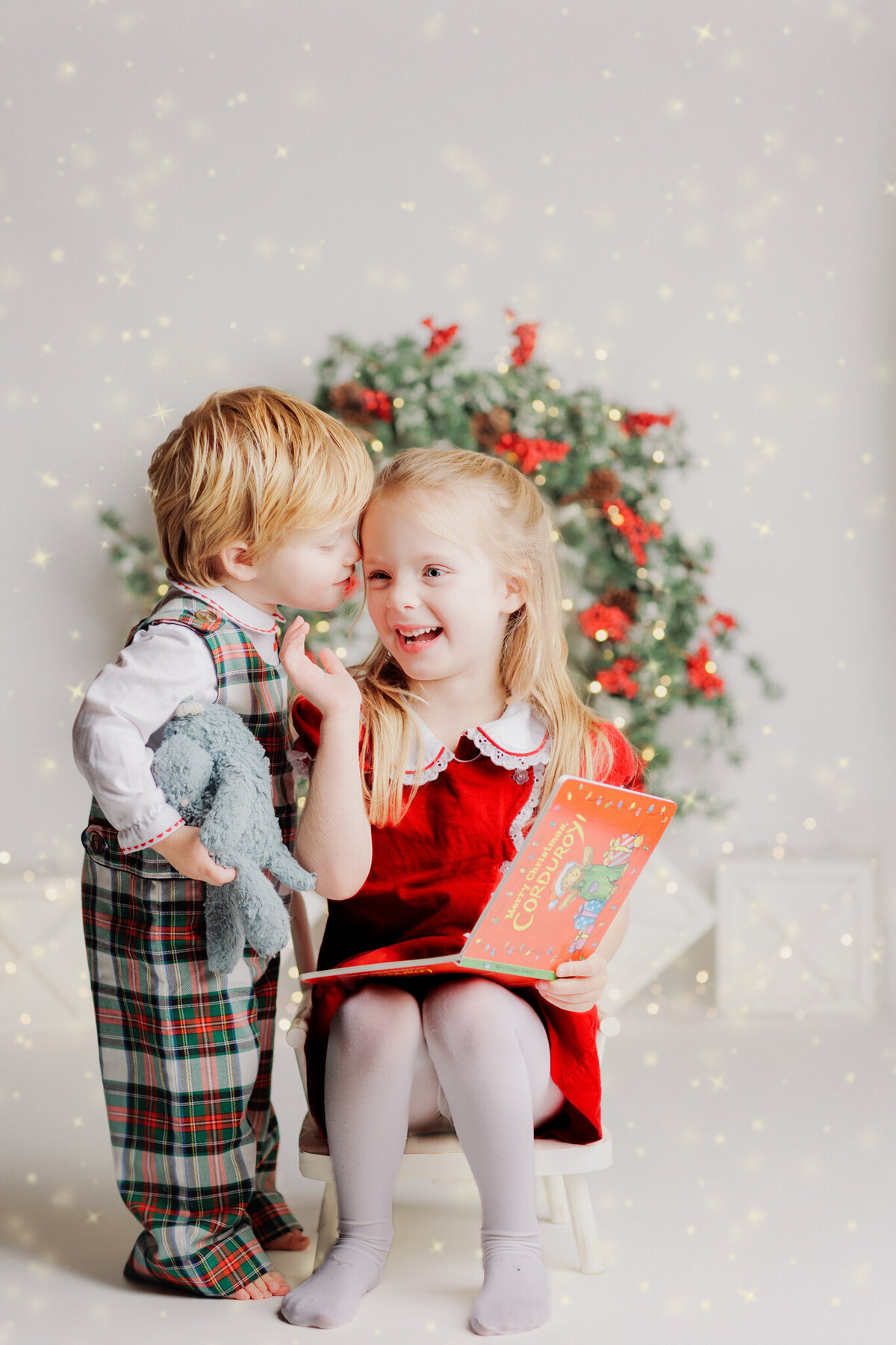 Best NWA holiday photographer, holiday portraits near me, Northwest Arkansas holiday photography, NW Arkansas holiday photos, NWA santa photos