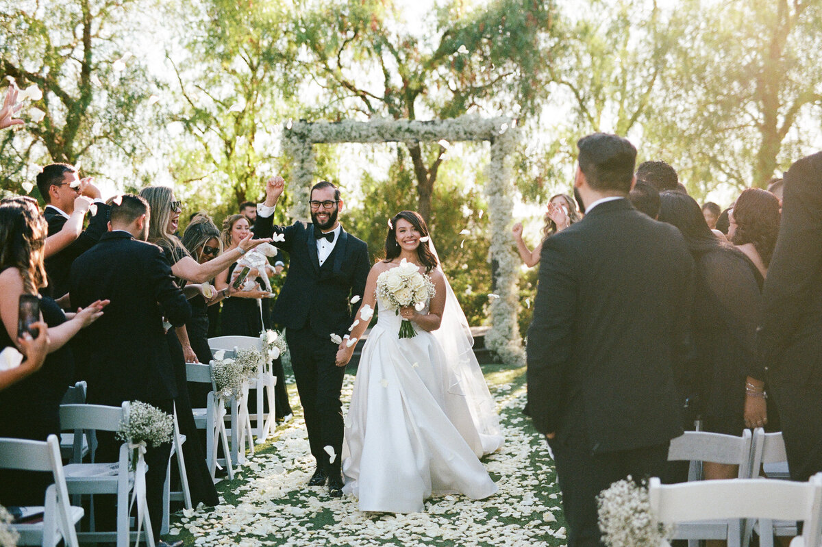 35mm Film Wedding Photography-021-744960040026