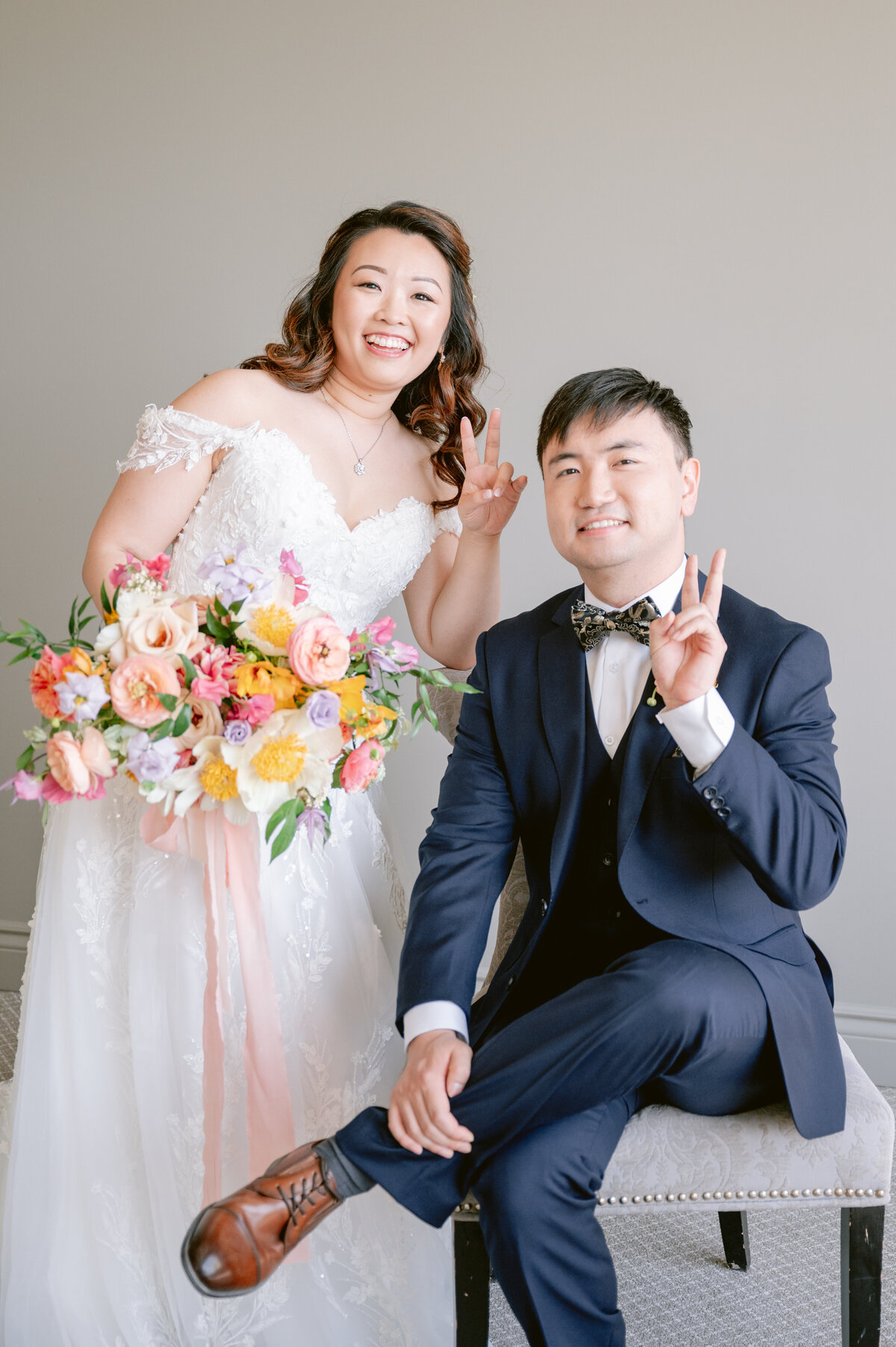 Le Belvedere-Bright-Spring-Floral-Wedding-Photography-by-Emma 41