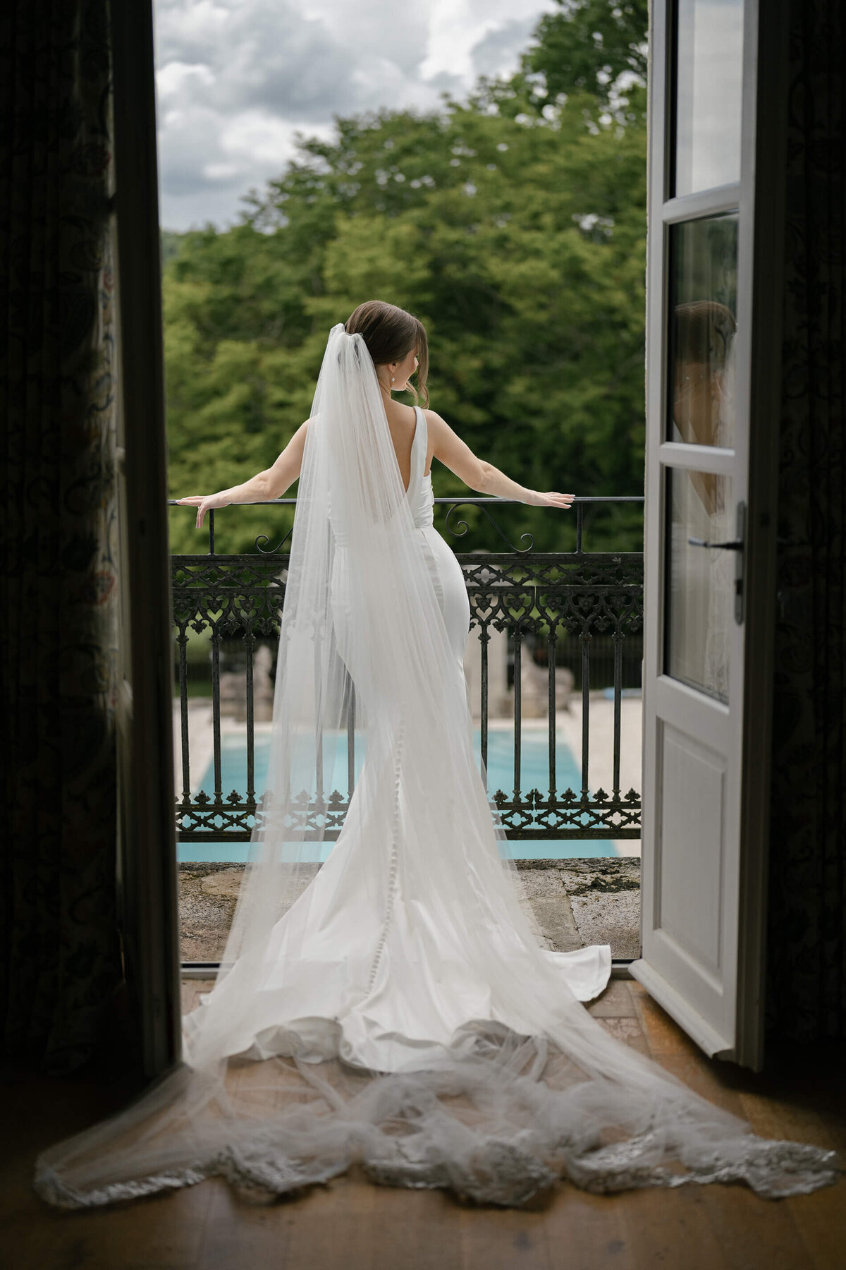 Luxury French chateau wedding