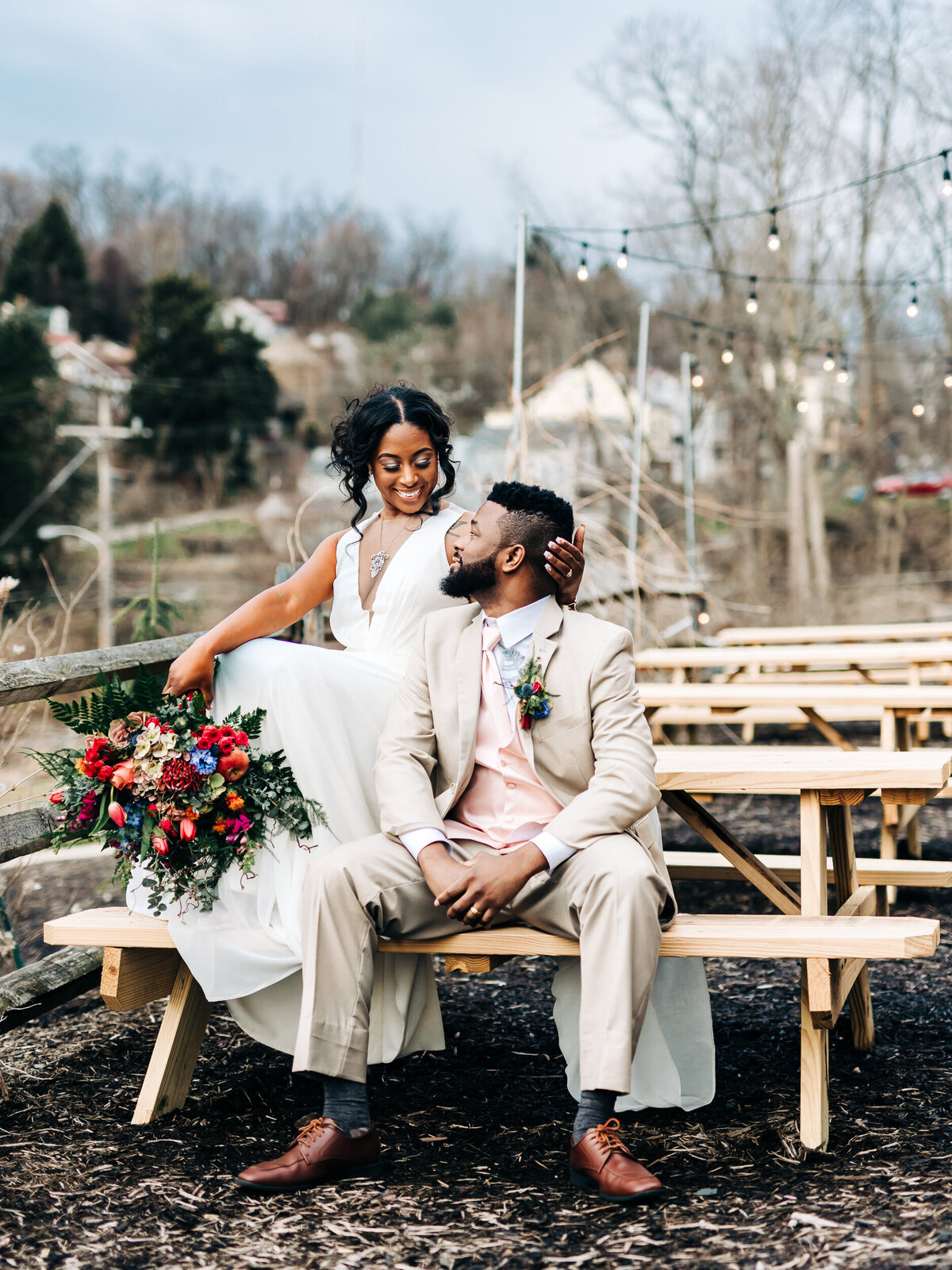 Pittsburgh-Wedding-Photographer-Maya-Elaine-Photography-WBU-Event-Venue-SS-429