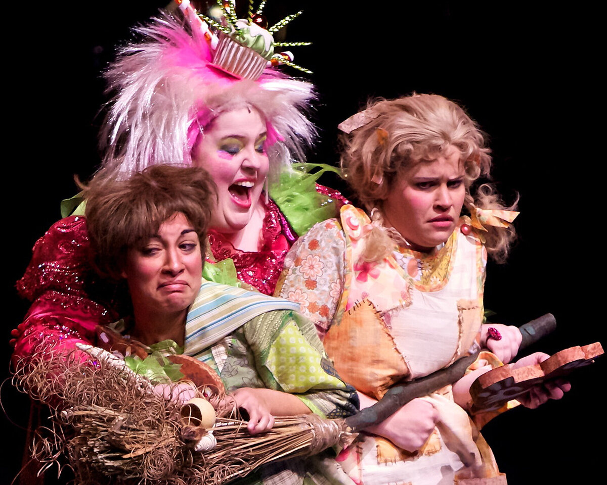 Amelia as the Witch in Hansel and Gretel