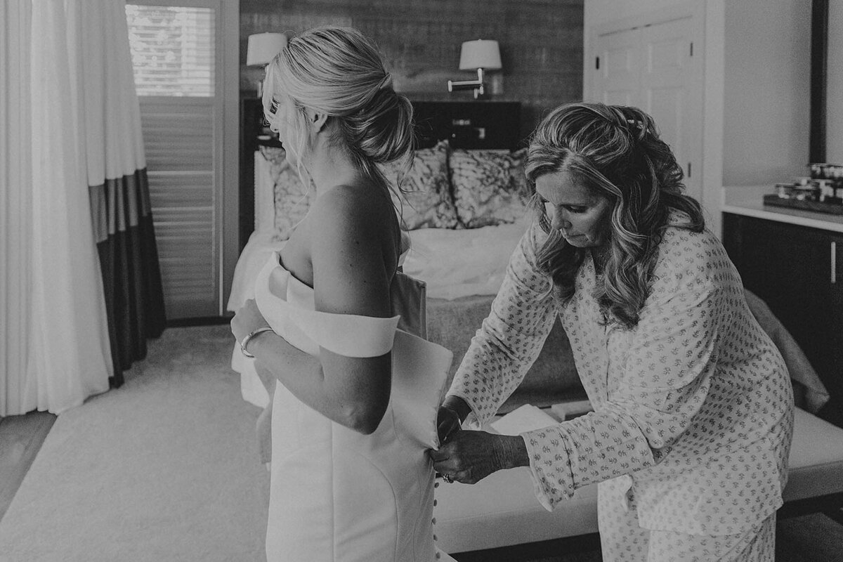 jaclyn-fisher-events-planning-joyful-fall-wedding-in-new-hope-19