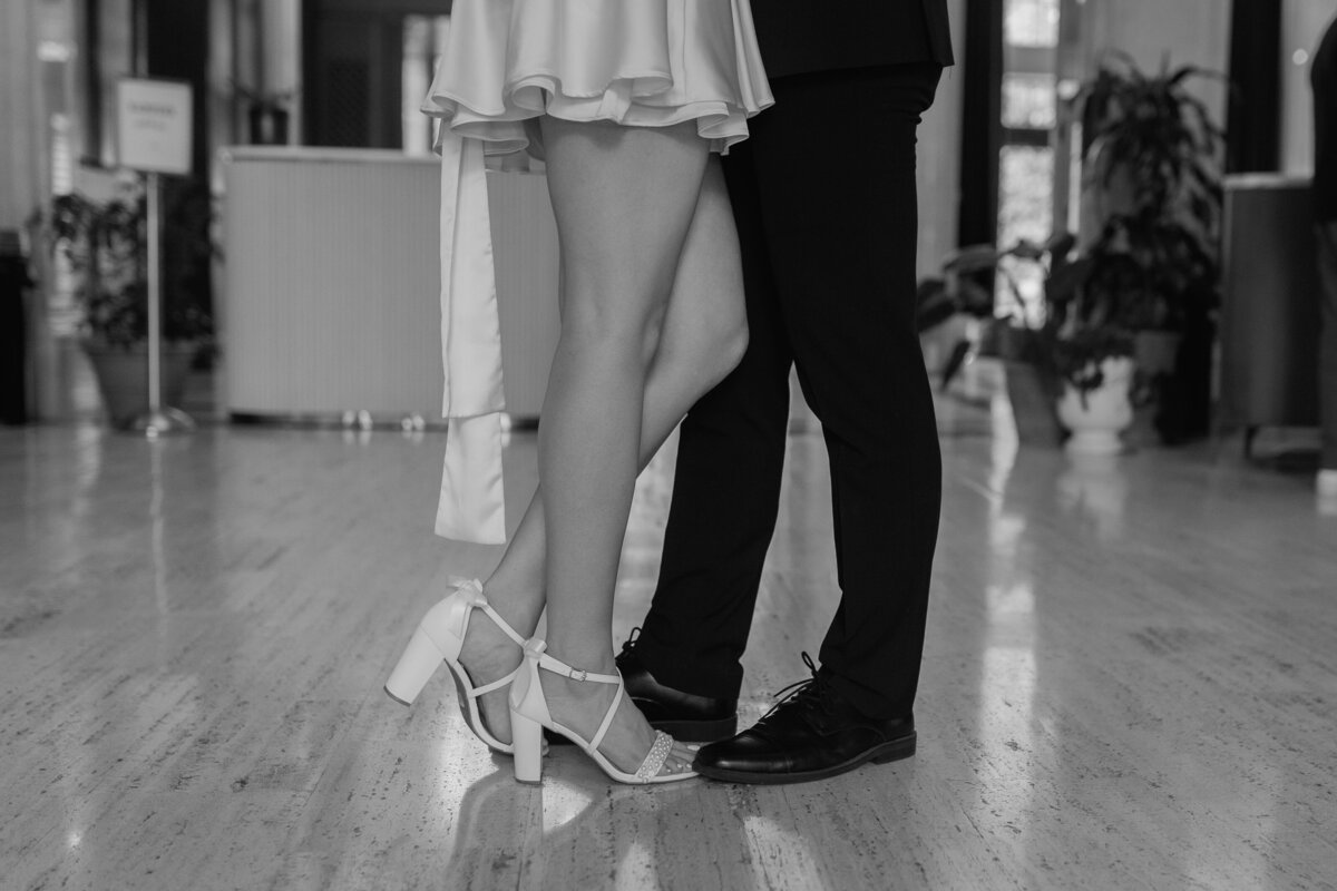 Detroit Wedding Photographer Savvy Shoots