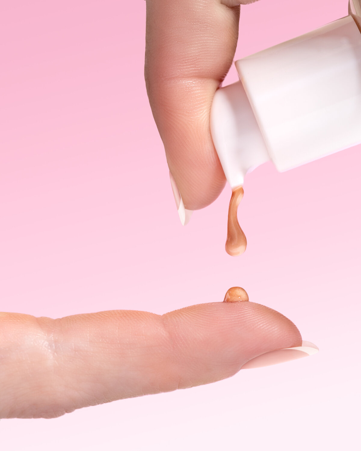 Dreamhaus-Spec-May2022-Glossier
