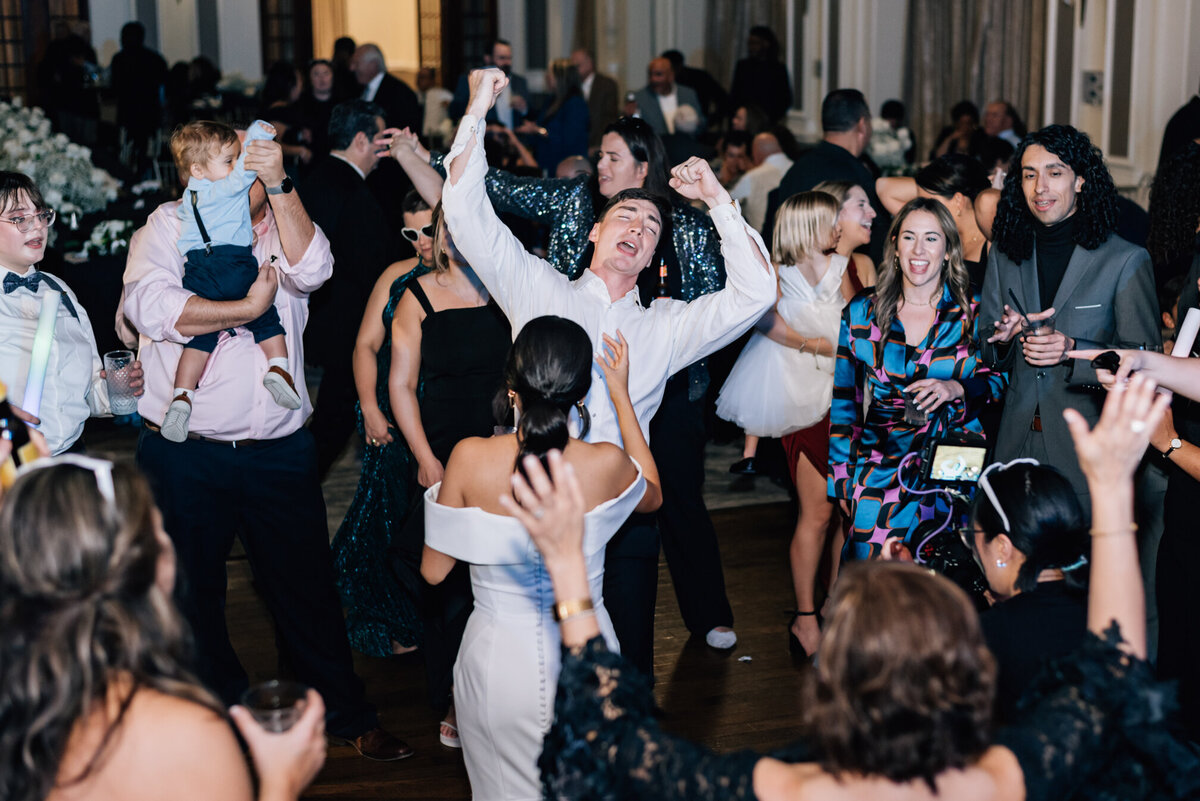 The Crystal Ballroom Wedding M.V. Photography Houston @mv_xoxo (58)