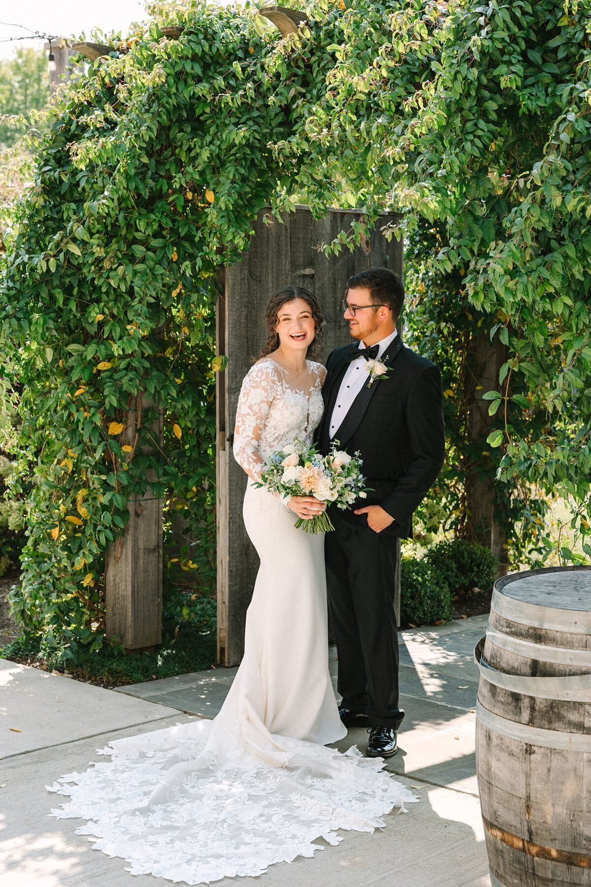 Bride and Groom Wedding Portaits Kelynn and Mathew Evansville Owensboro182