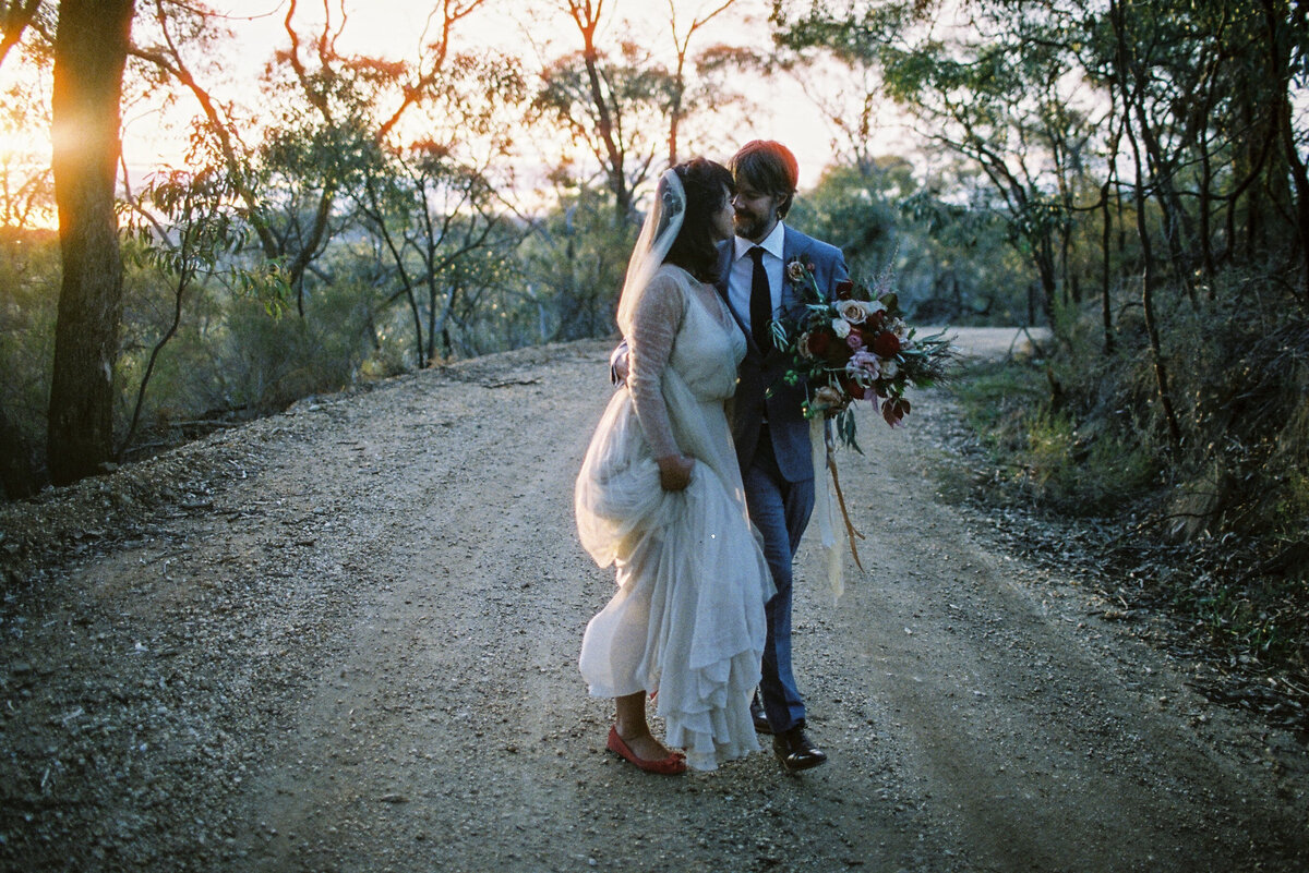 35mm-film-wedding-photos-castlemaine-lilli-jake-Briars-Atlas-4259