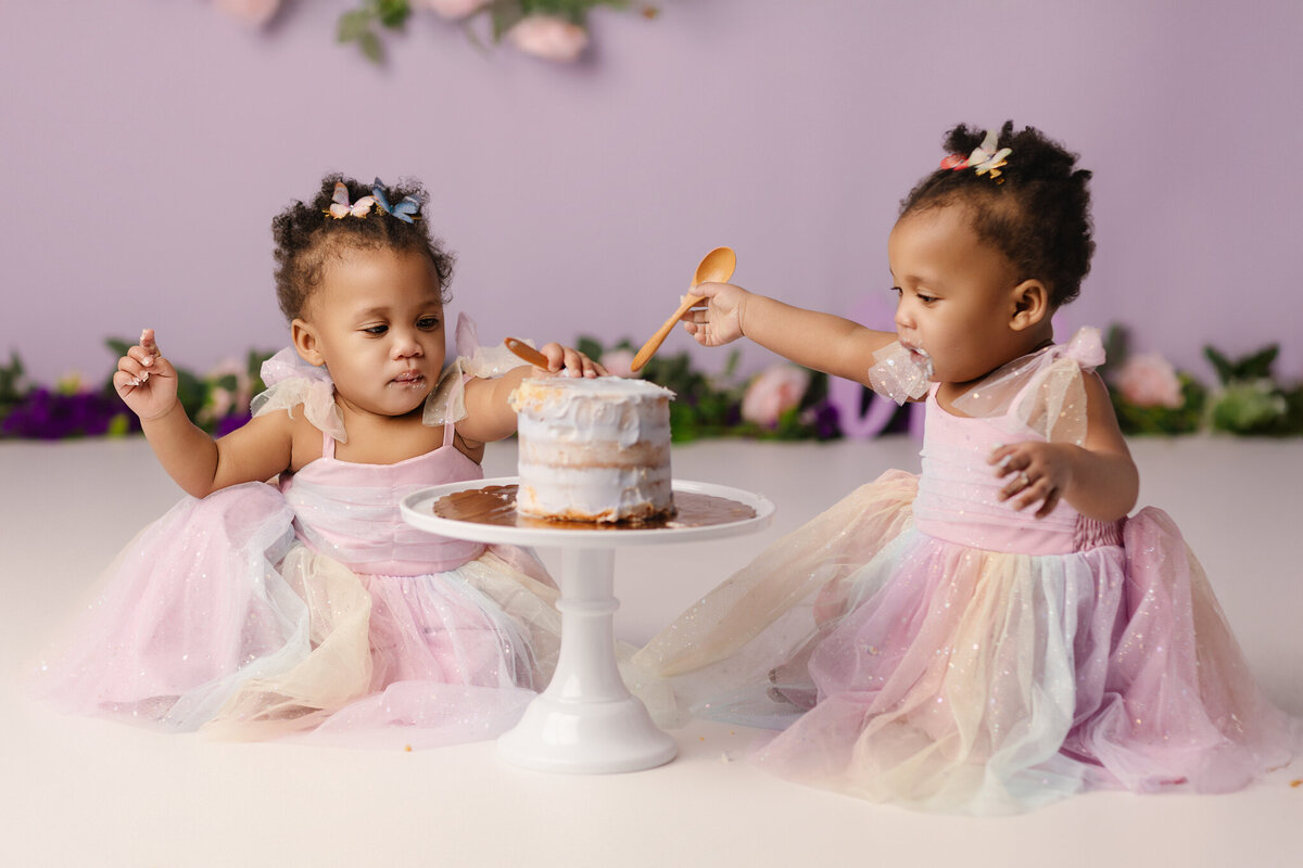Best NW Arkansas cake smash photographer, cake smash photography near me, baby birthday photoshoot NW Arkansas