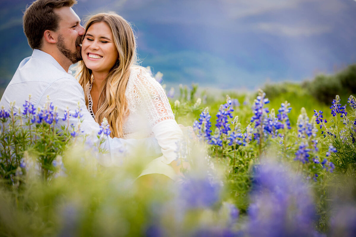 Crested-Butte-Engagement-Photographer-3
