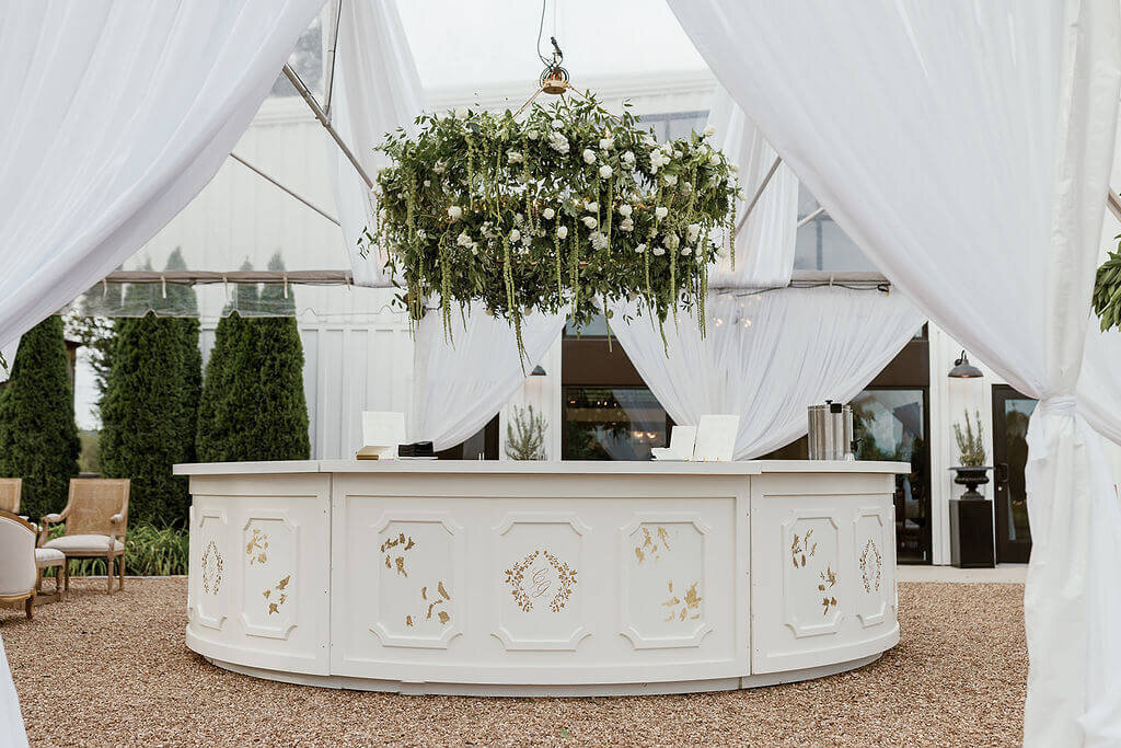 29.elegant-barn-wedding-greenery-gold-modern-vintage-events-southall-meadows
