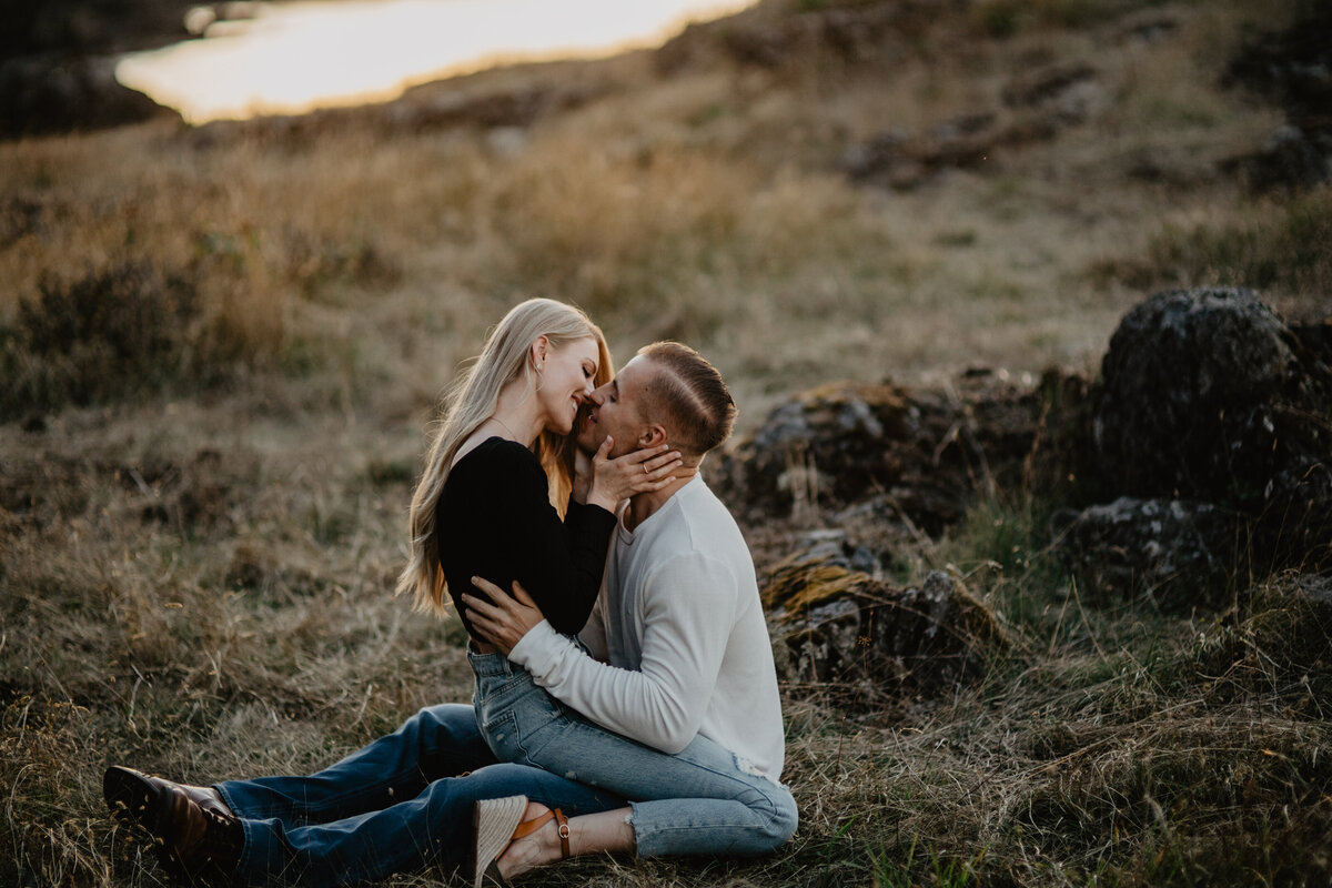 Neck Point Golden Hour Engagement Session_151