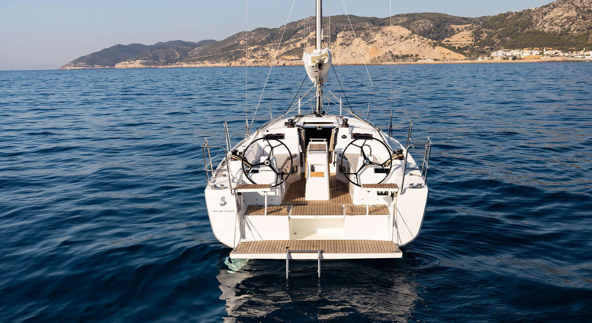 Beneteau-oceanis-34.1-5