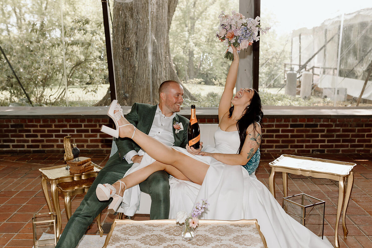 greenville-country-club-wedding-cara-marie-photography-firstlook-125_websize