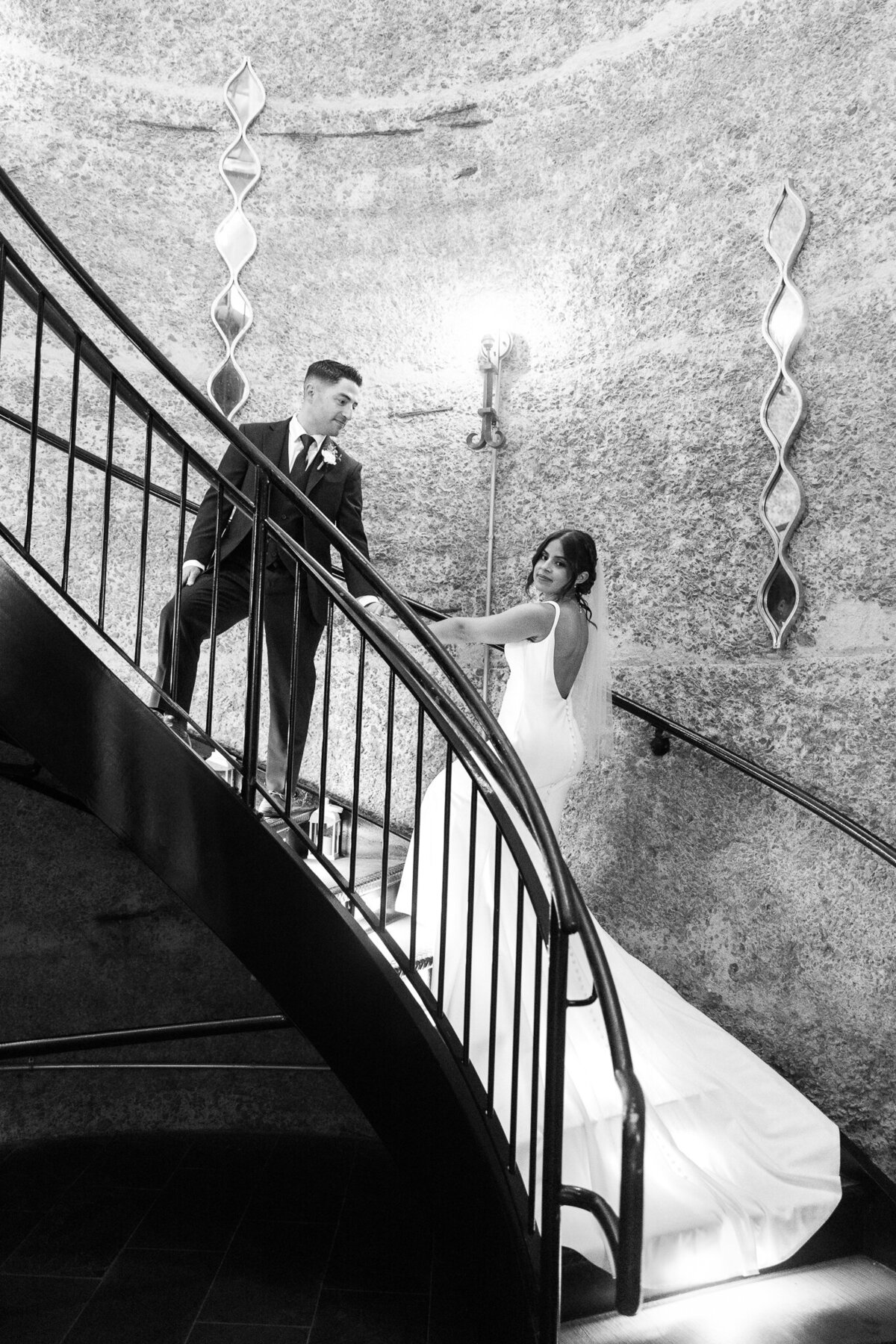 Sweeney-Barn-Wedding-November-2024-Z-80-2