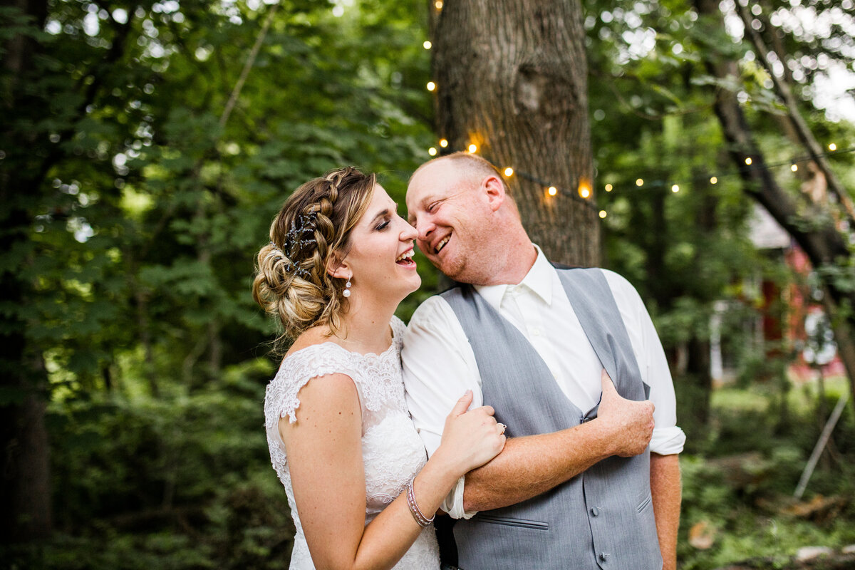 Amanda Souders Photography Fallen Tree Farm Wedding Photographer-939