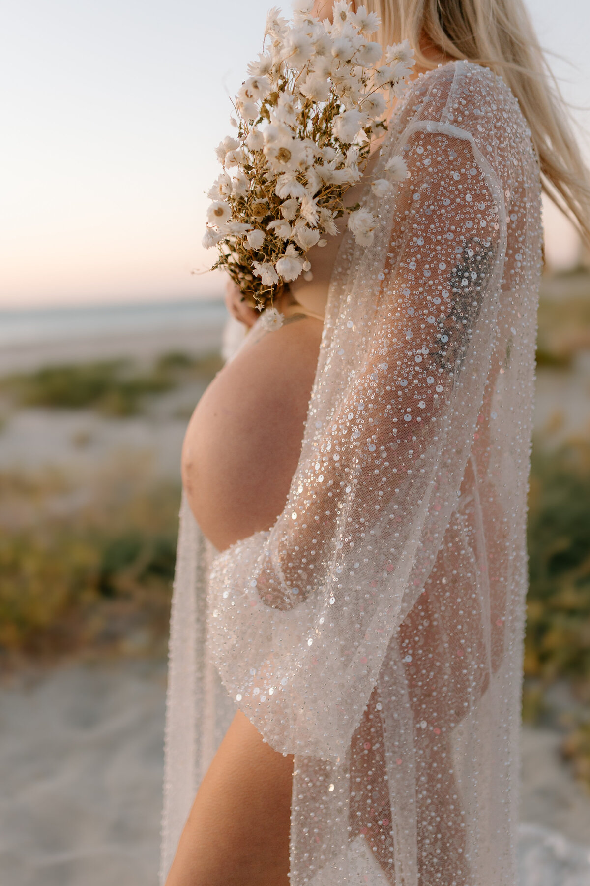 perth pregnancy and maternity photoshoot in nature-16