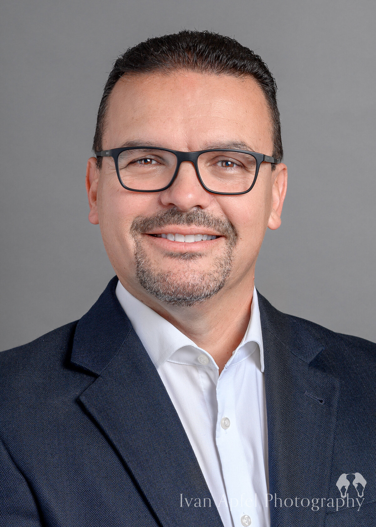 Miami-Headshot-Photographer-Media-Exec-Ivan-Apfel-LRS_5432