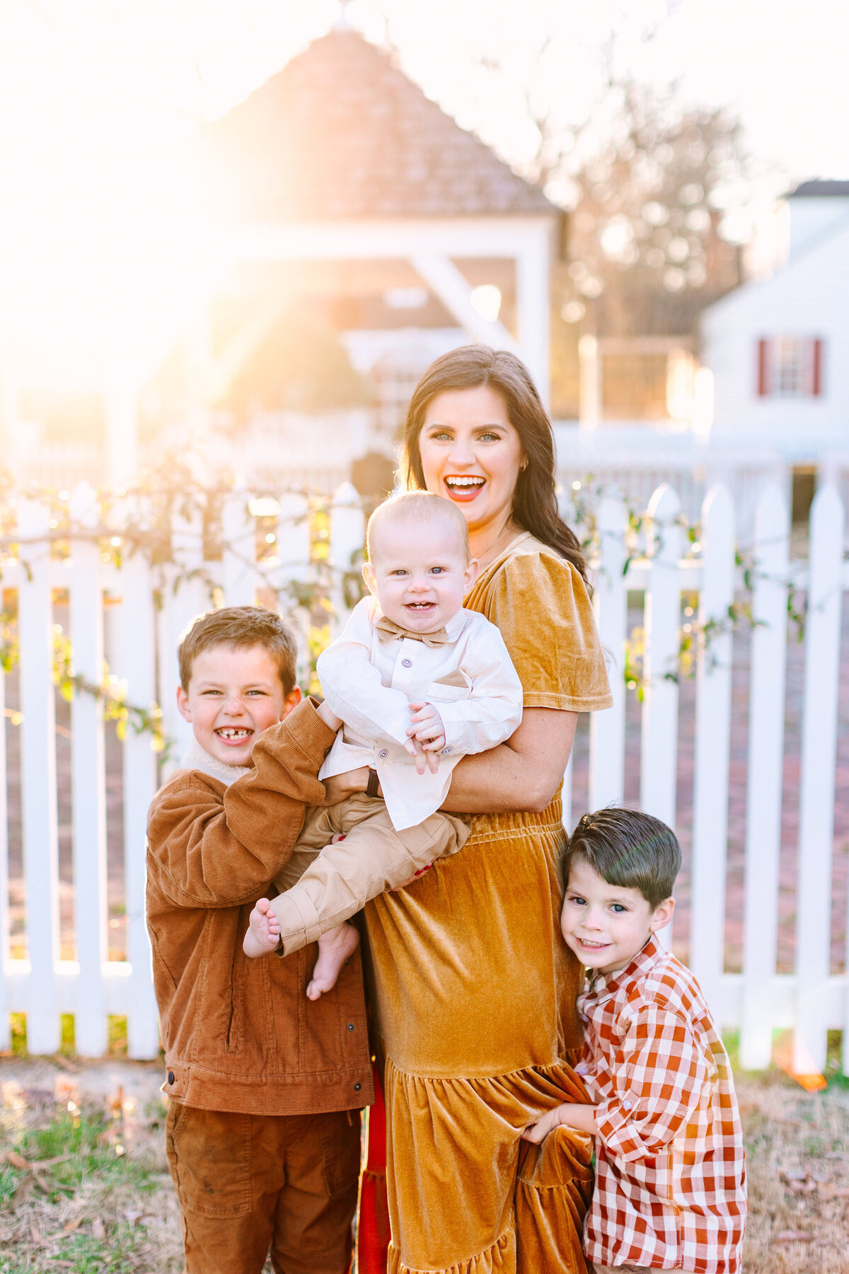 _RachaelReidPhotography_WilliamsburgVA_flytographer-88