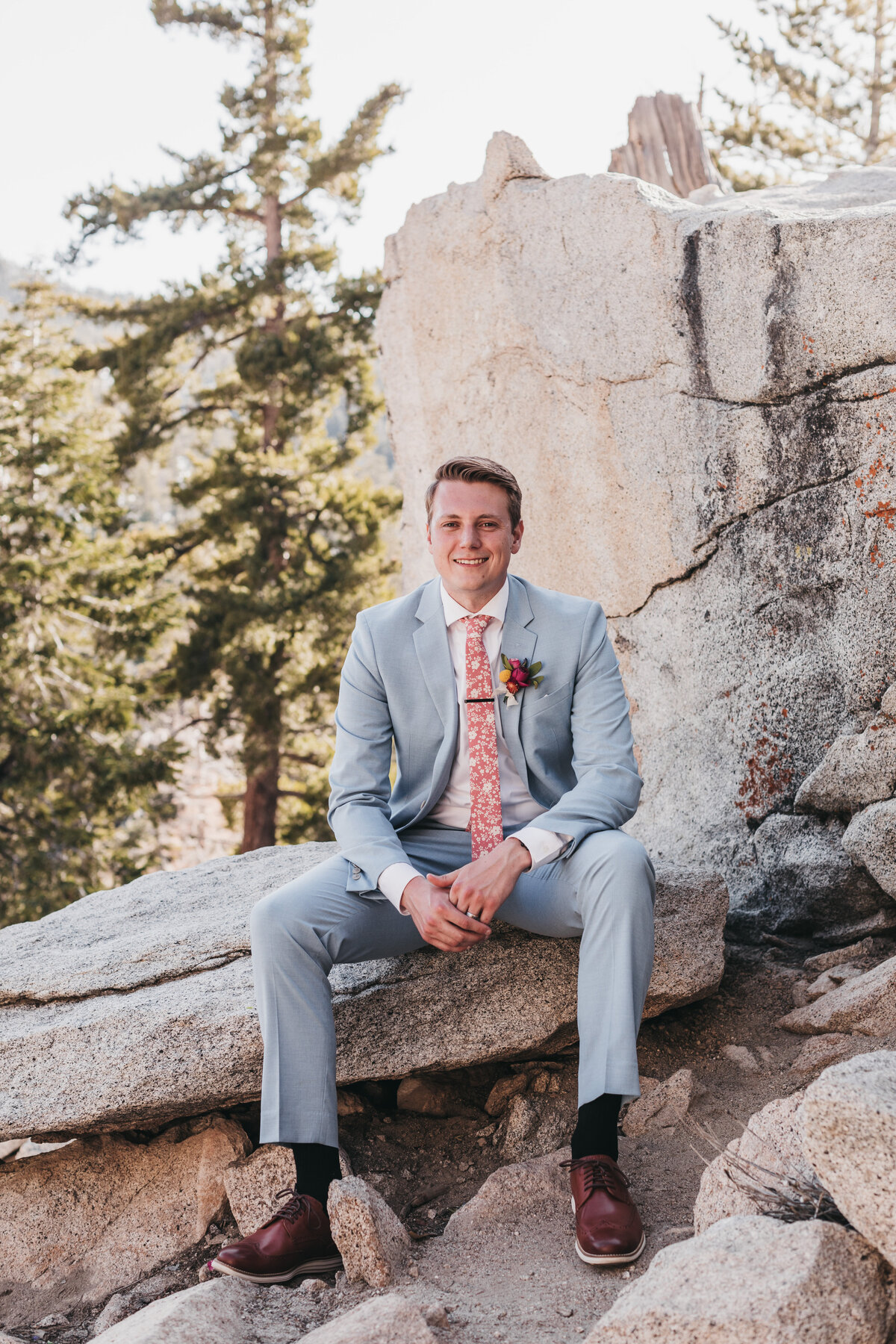 Palm Springs California elopement photographer and planner.  Specializing in all inclusive elopement packages. 