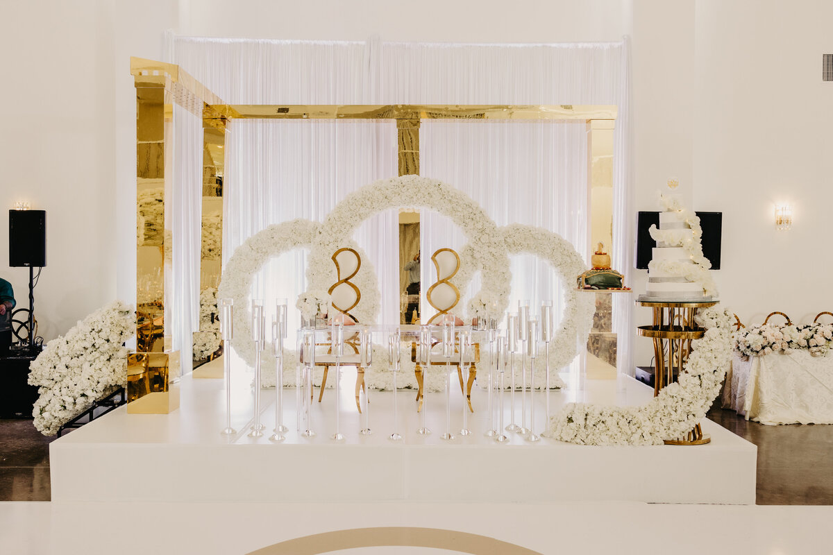 luxury dallas wedding cake