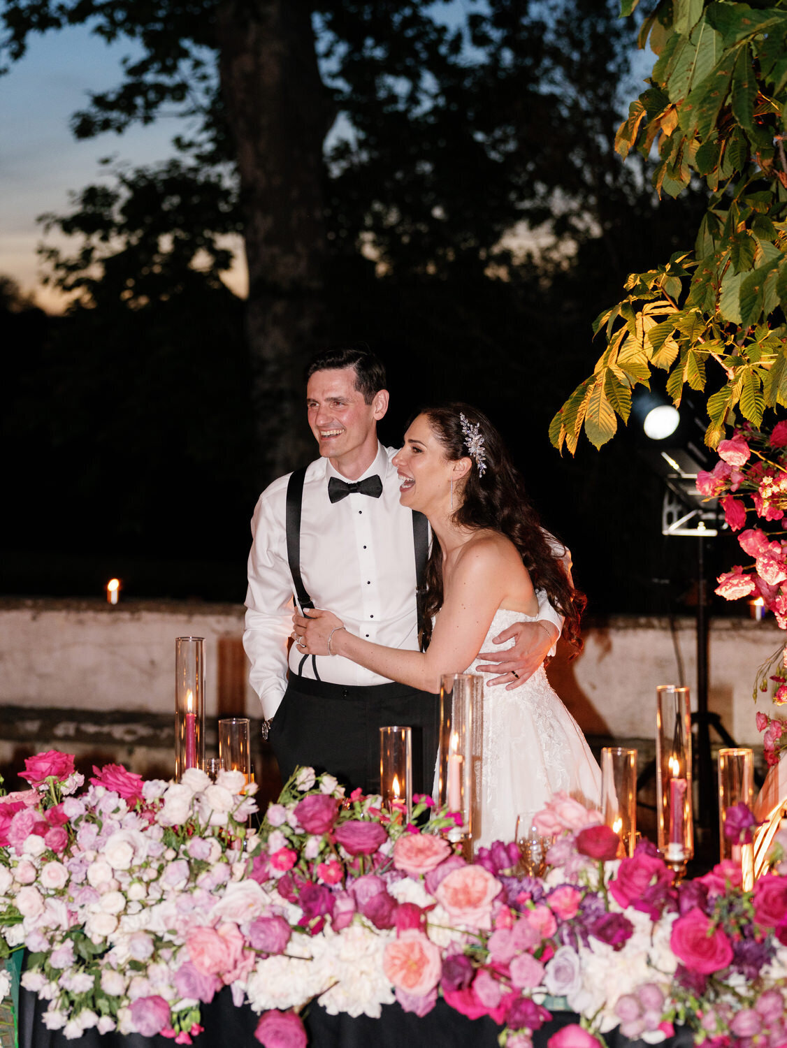 186-Couple-Laughing-Reception-Villa-Corsini