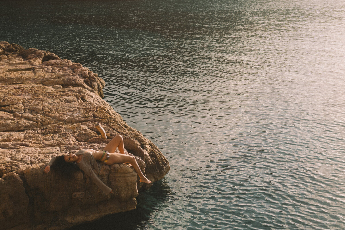 Woman_Rocks_Sea_Ibiza_Shoot_Analog
