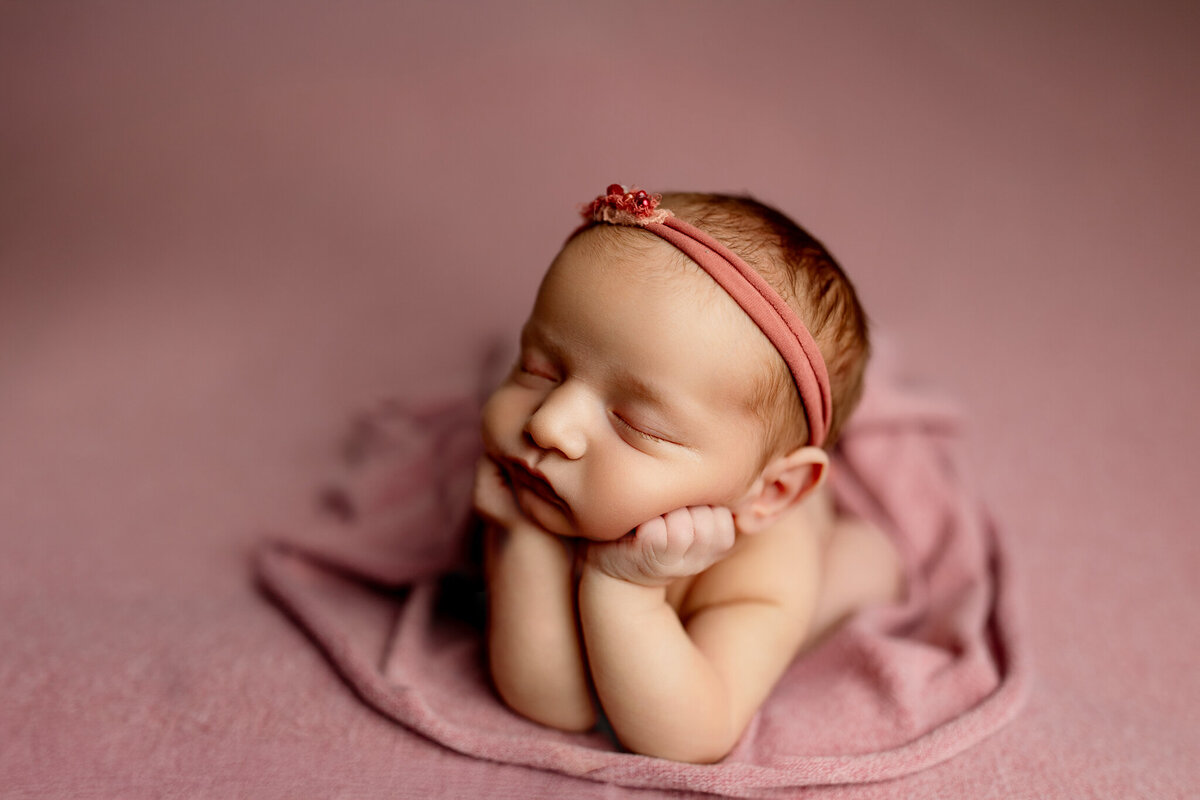 NWA newborn photographer, newborn portrait studio near me, best NWA newborn photography, NWA newborn photography studio