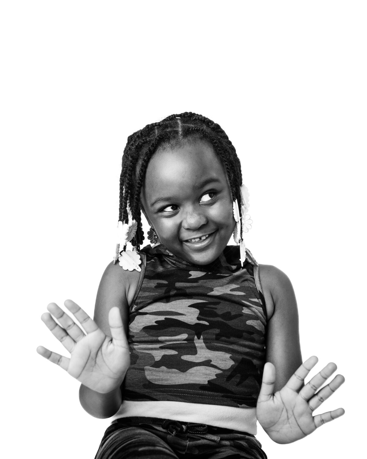 black-and-white-childrens-portraits-xan-heller-884