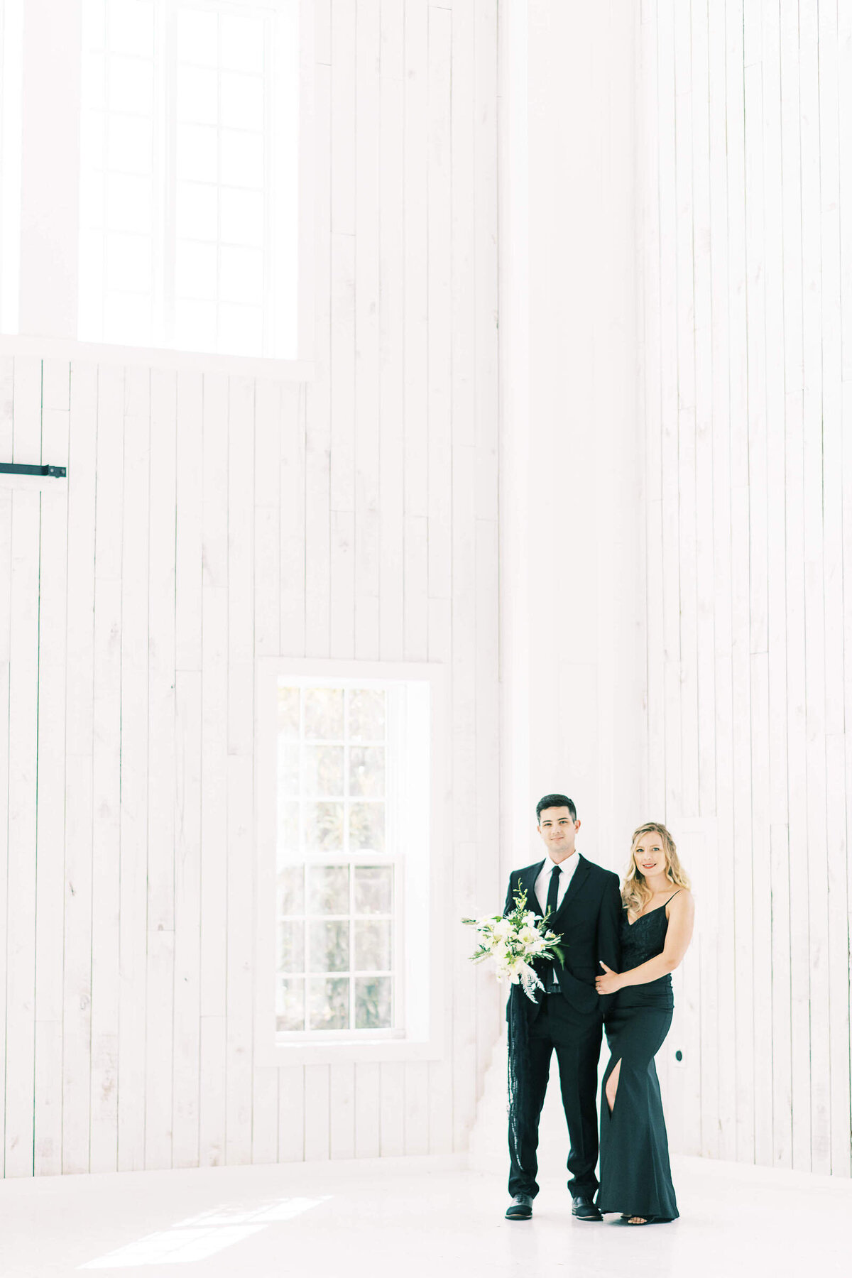 07 The White Sparrow Barn North Texas Engagement Kate Panza Photography Laura Lee and Justus