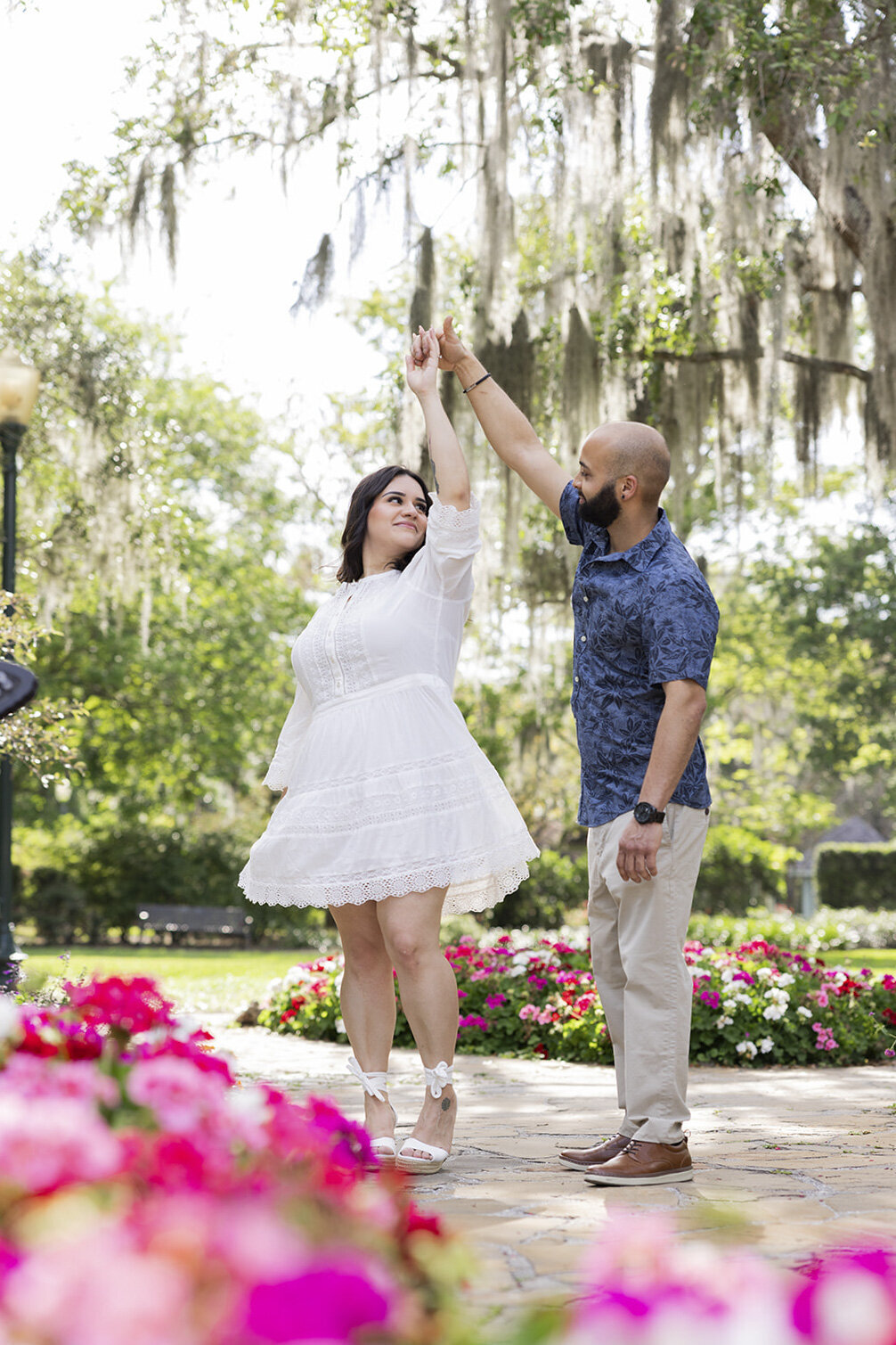 052 - HundredsofMoments_Engagements_006