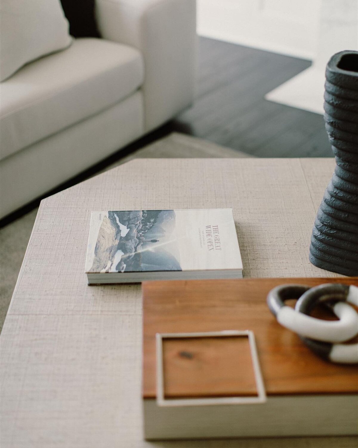 coffee table details