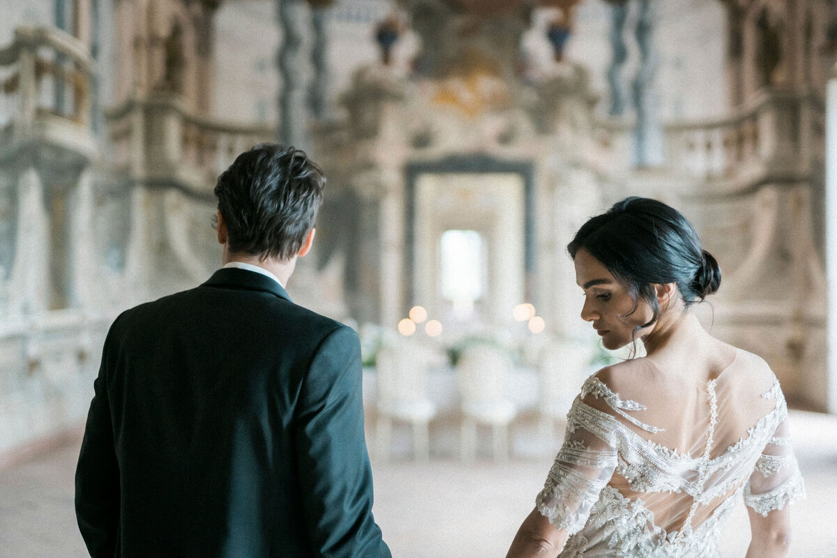 106-Villa-Arconati-Milan-Italy-Cinematic-Romance-Destination-Weddingl-Editorial-Luxury-Fine-Art-Lisa-Vigliotta-Photography