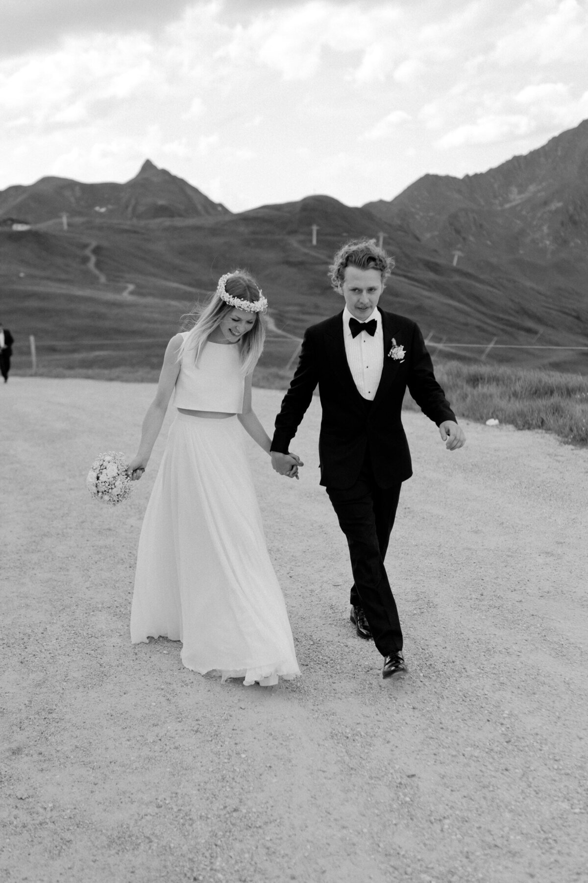 090_Austria_Luxury_Wedding_Photographer (90 von 216)_Flora and Grace is a luxury wedding photographer for stylish and elegant weddings.