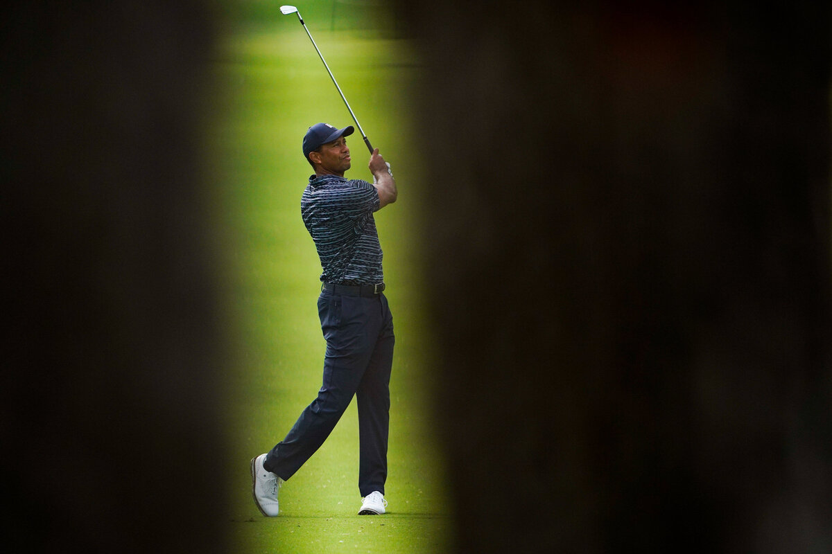 kansas-city-sports-photography-0114-golfer-swinging