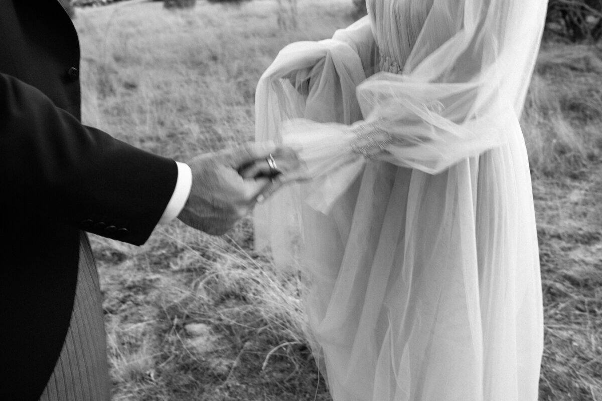 015-REVISED-020EW-ARTISTS-FAVORITES-FINAL220708-192