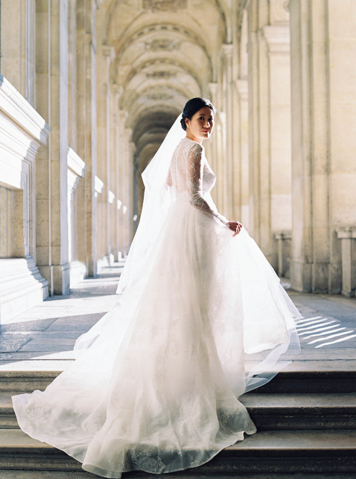 Paris Louvre Wedding Photographer - Janna Brown