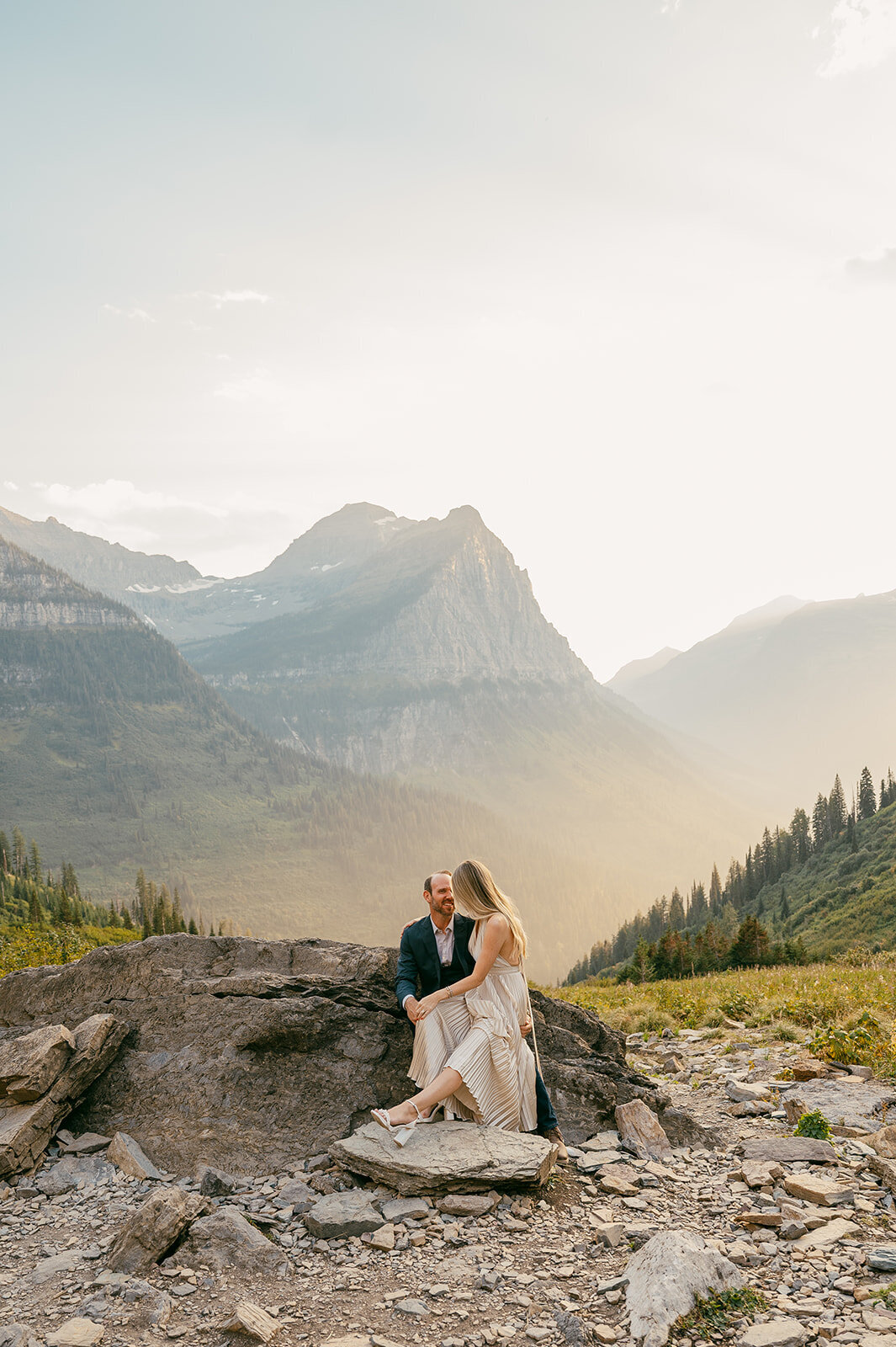 vintage-hollywood-glacier-national-park-elopement-presley-gray-photo1337