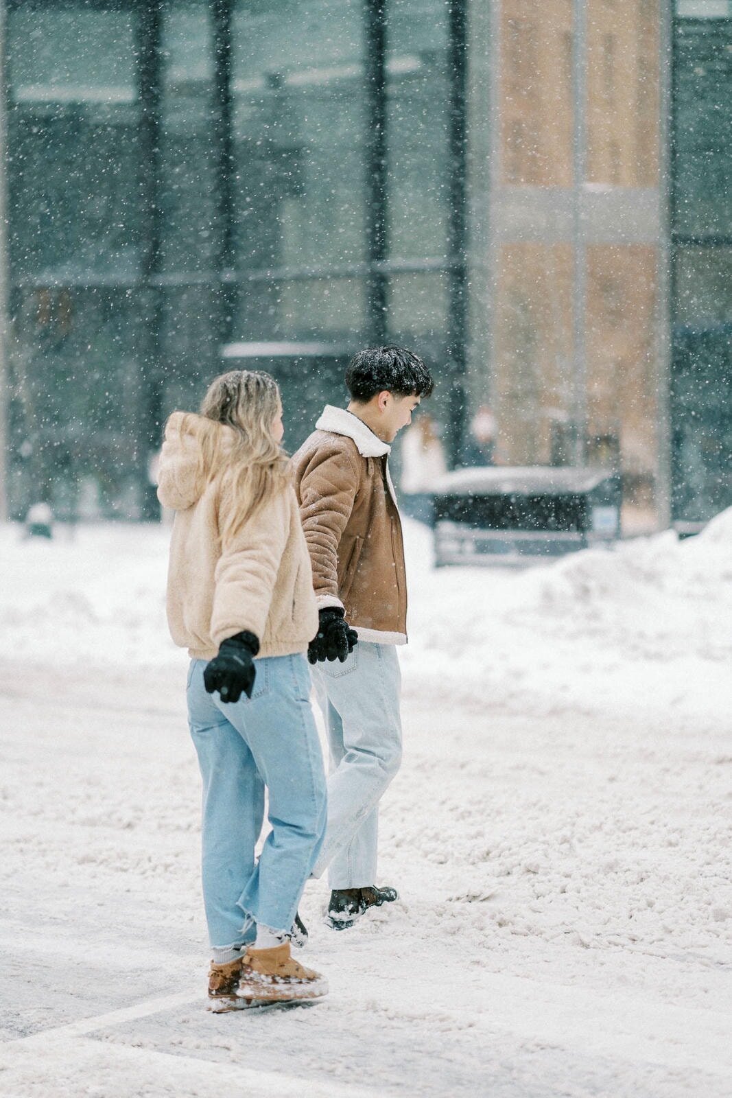 E10-Winter-snowy-engagement-photoshoot-in-Toronto-Zhan-and-Tina-2025-02-16-2500px-1049