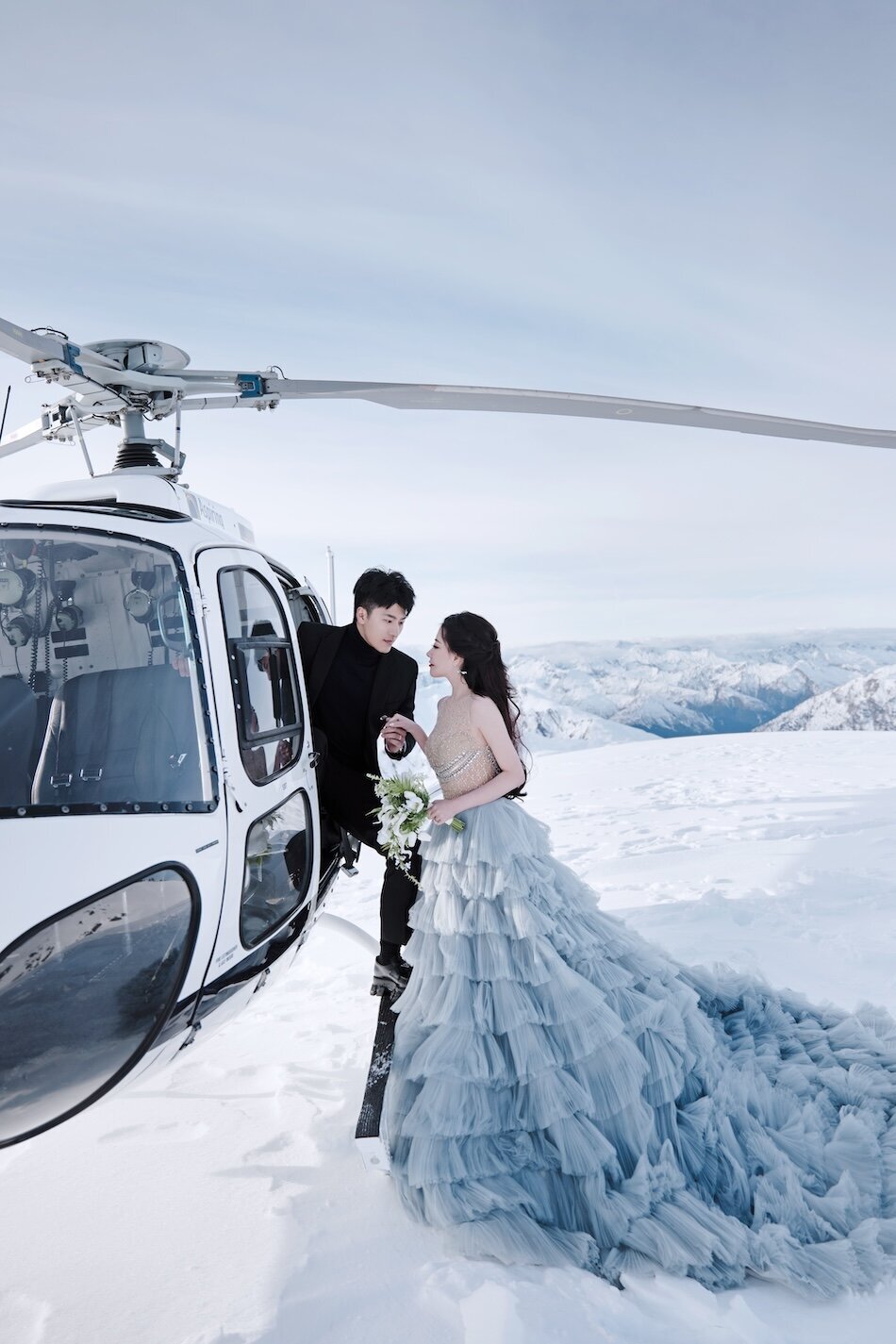Helicopter wedding photoshoot, Dragonfly Peak, Wanaka.