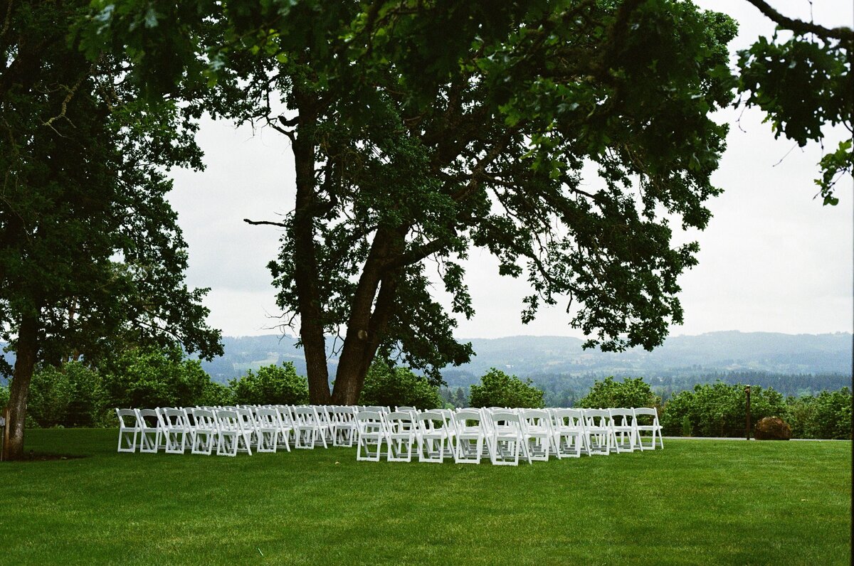Mimi-Zach-Wedding-Skamania-Lodge-35mm-Film-Photos20