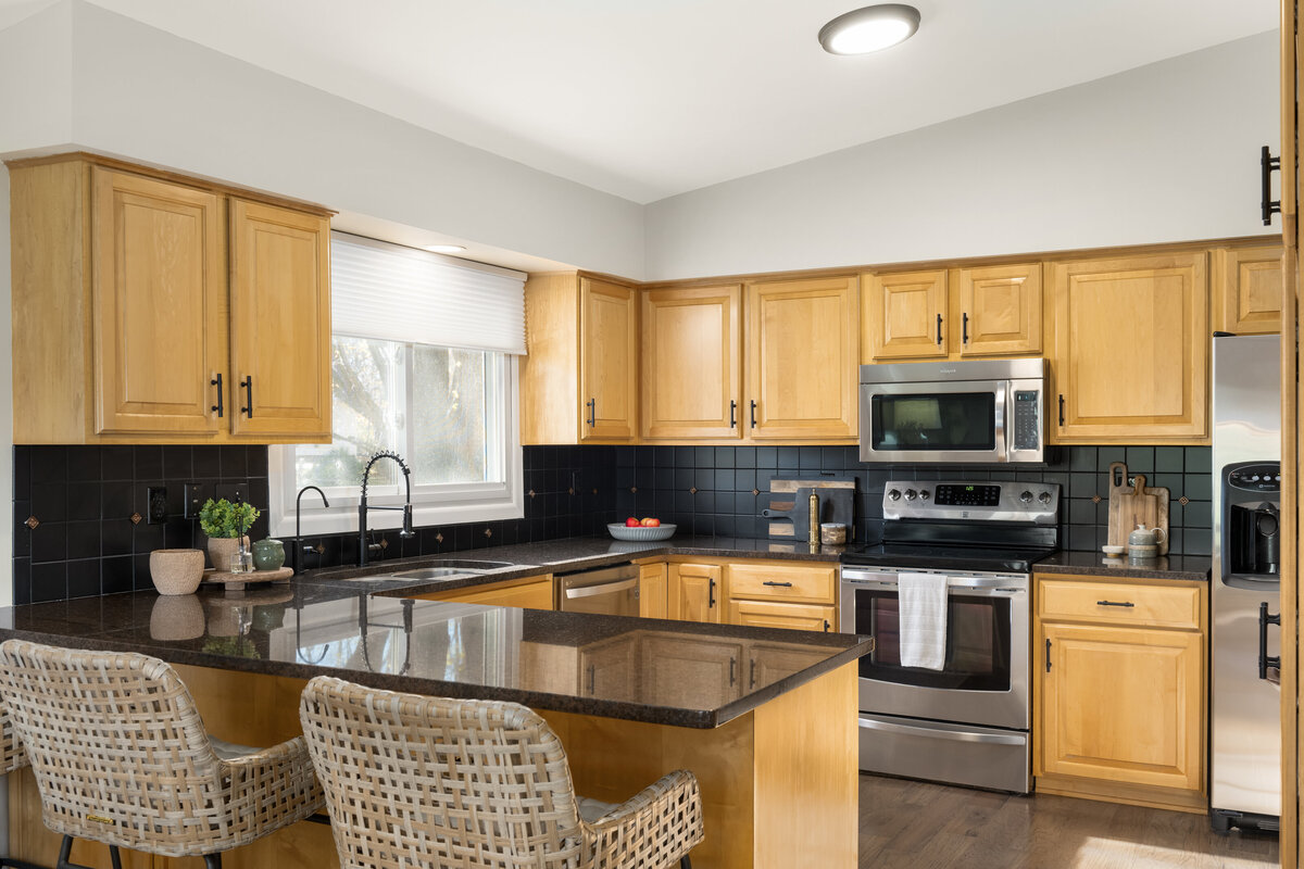 7346_Lilac_Ln_Andrea_Sayre_HCP_11112025_007