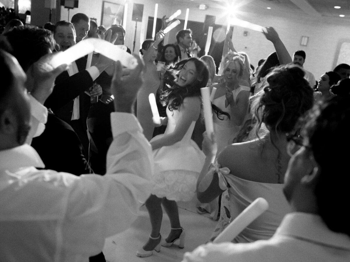 2025_05_17 Jenna + Gray Lake Club Wedding-web-00138