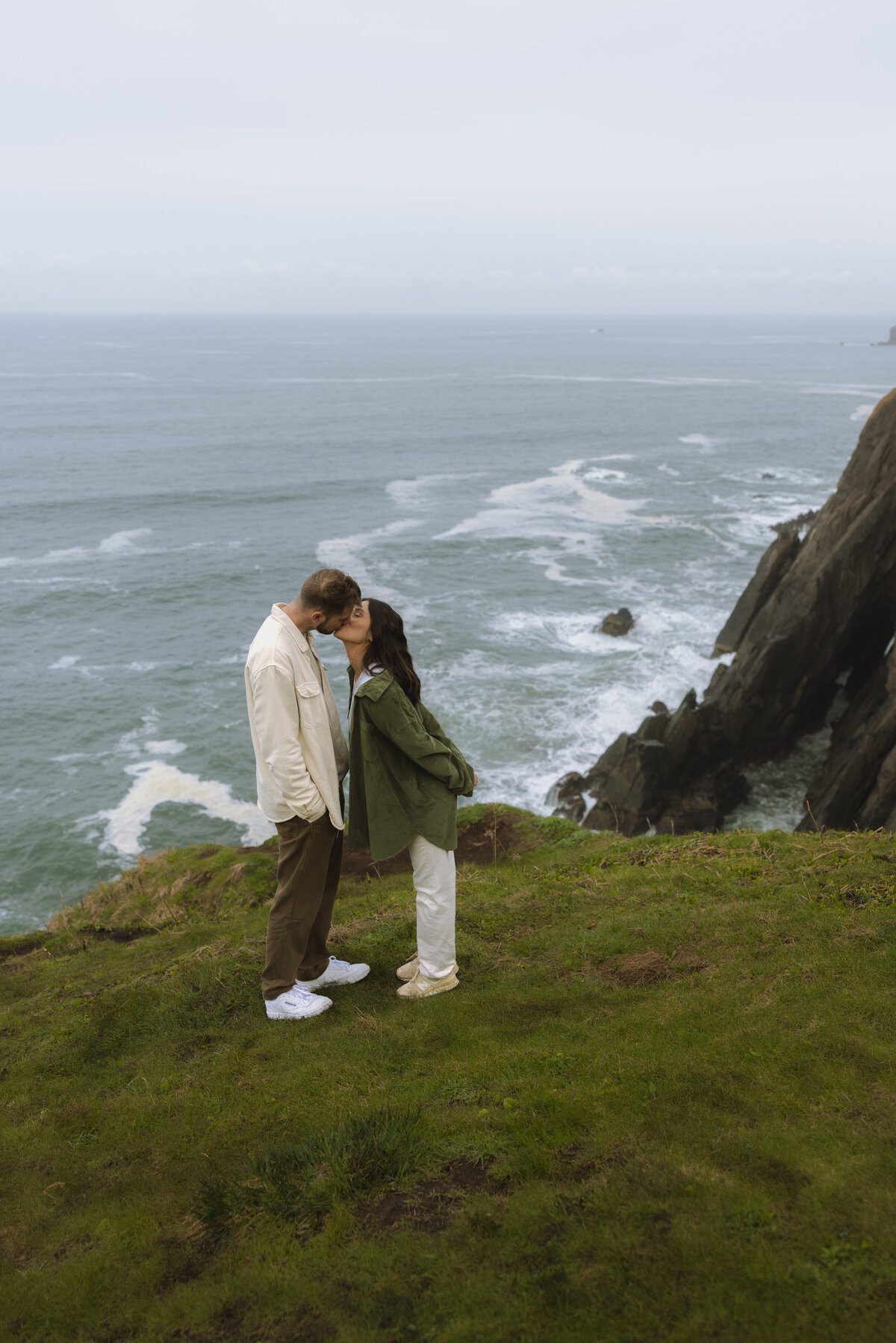 CannonBeachCouple-50