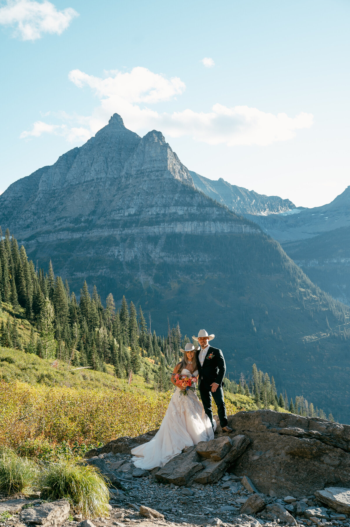 presley-gray-photo-boho-glacier-park-elopement-8702