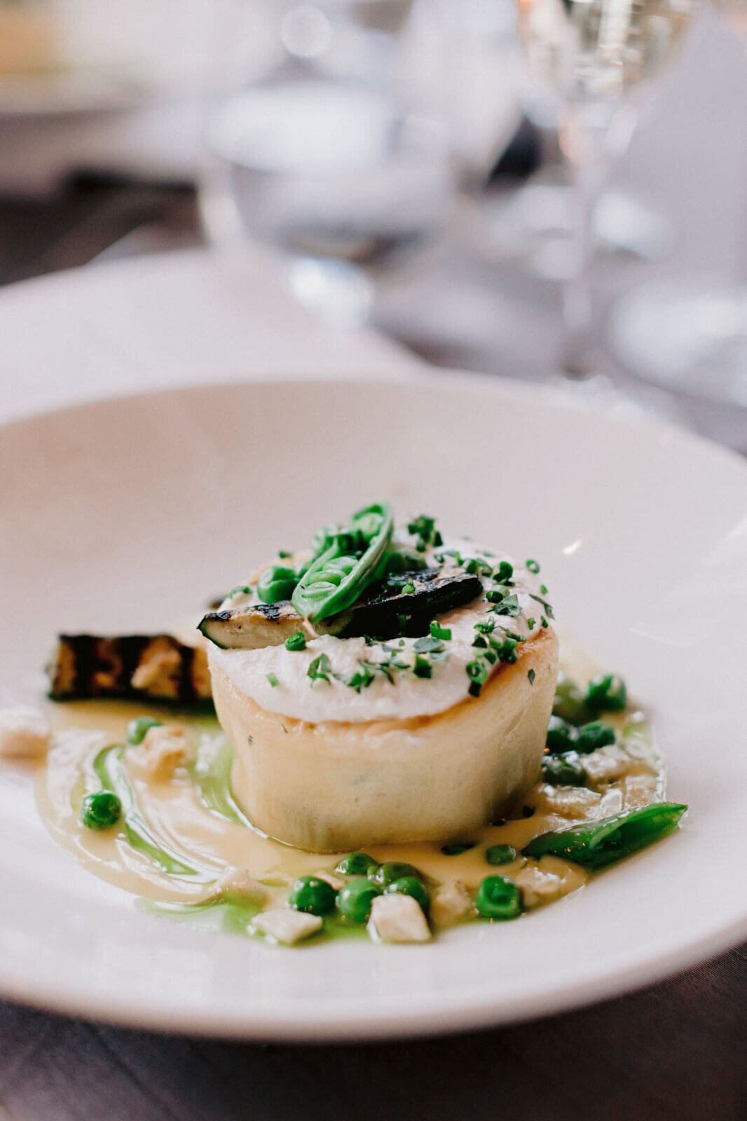Gourmet scallop on a plate in the wedding reception in The Skylark, New York. Wedding Image by Jenny Fu Studio