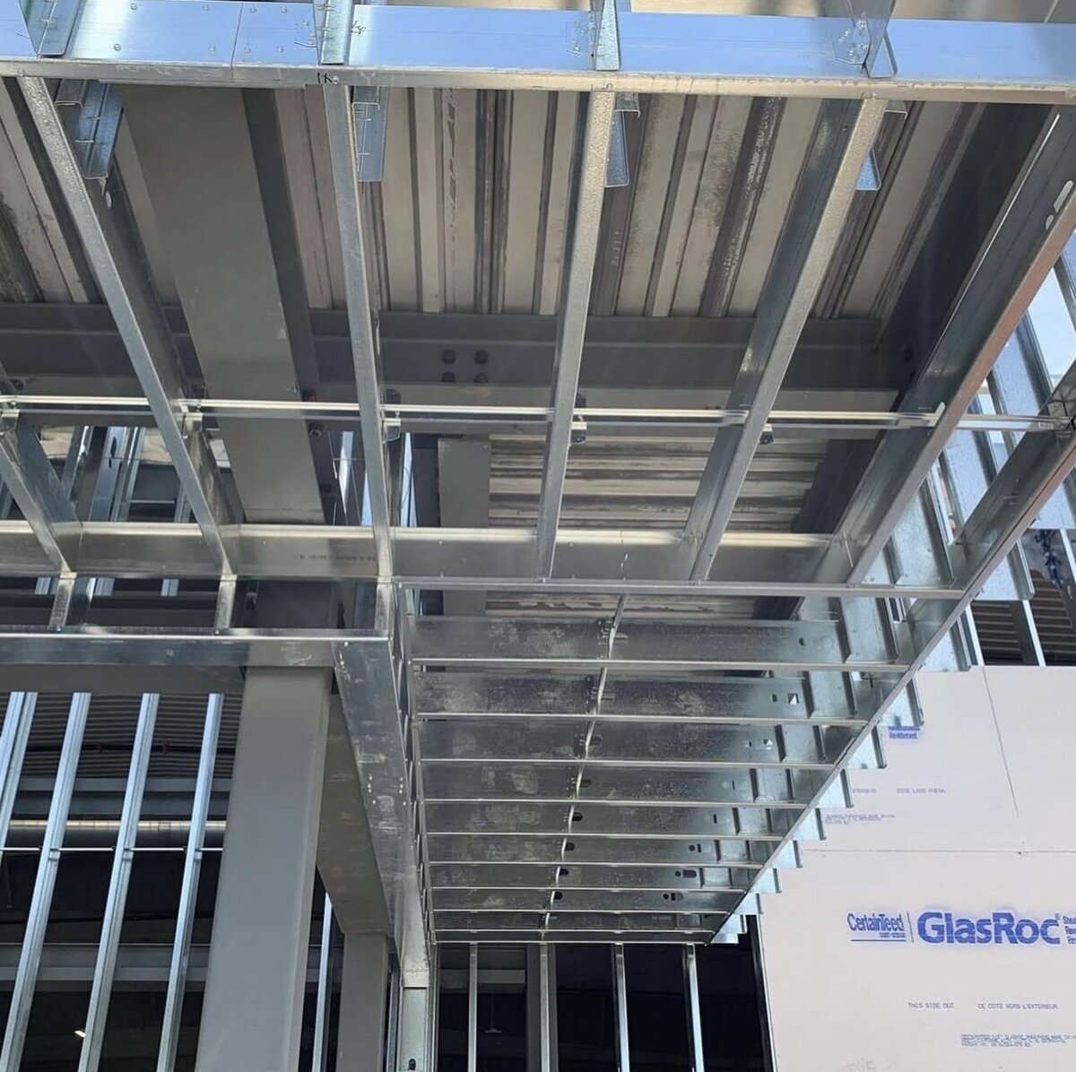 05438BB3-93D5-47C5-96CE-D4F088B655DC